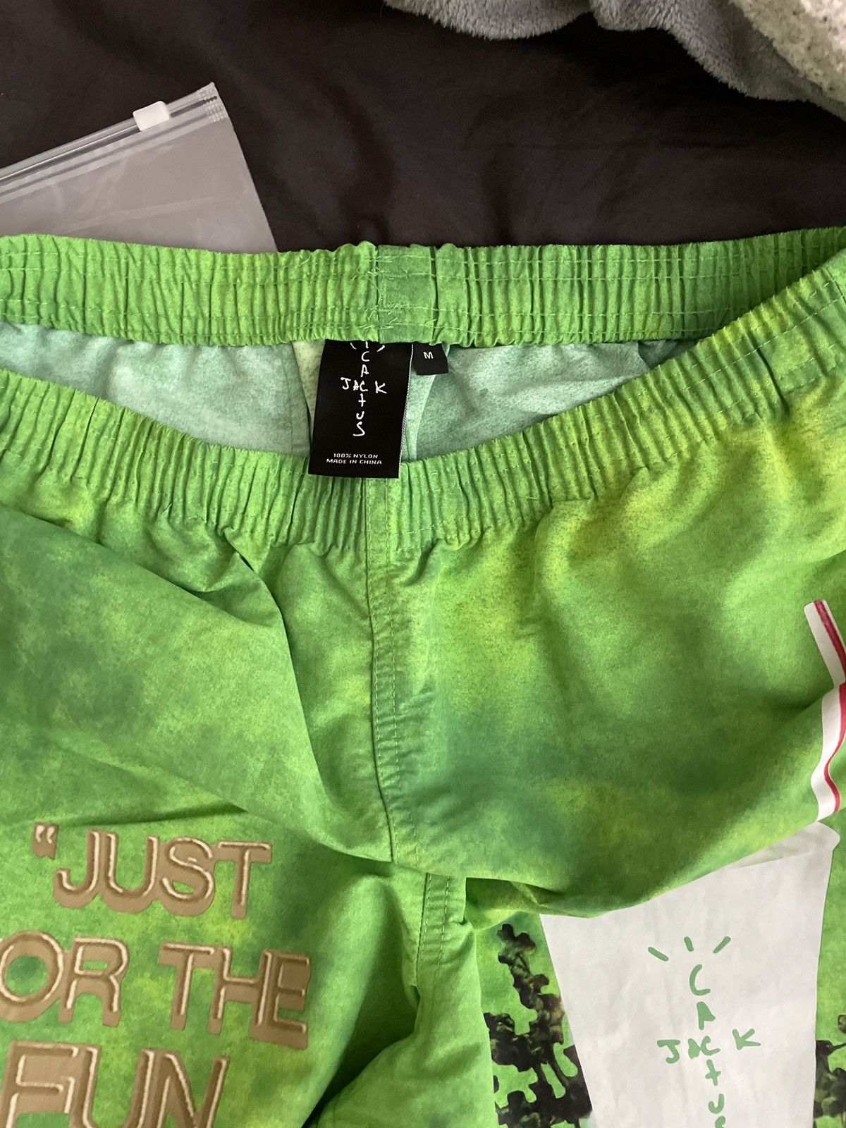 Cactus jack Travis Scott shamrock 2024 shake shorts (size Medium)