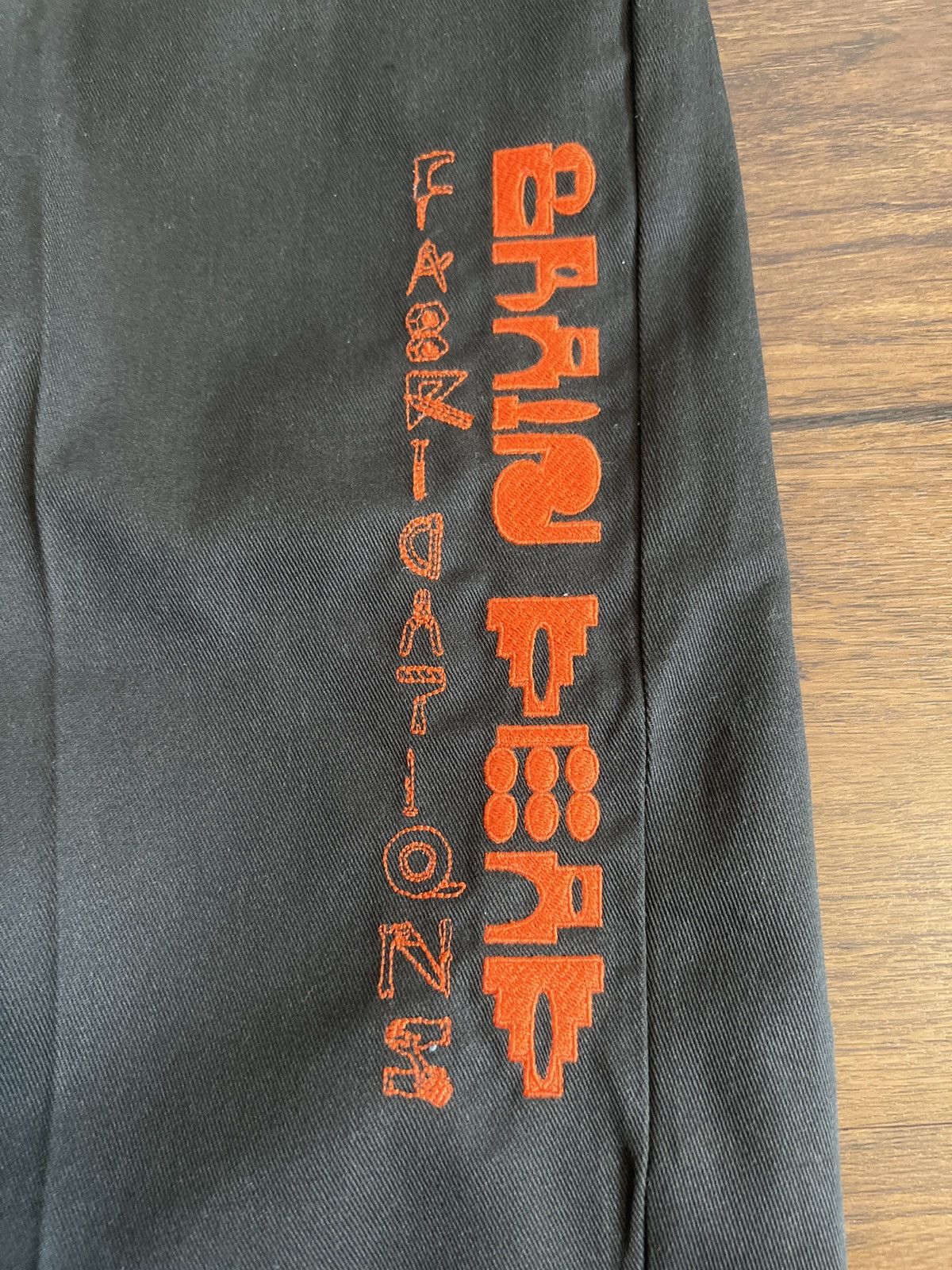 Brain Dead × Dickies Brain Dead Fabrications Dickies 874 Original Fit Work Pants Size US 34 / EU 50 - 2 Thumbnail