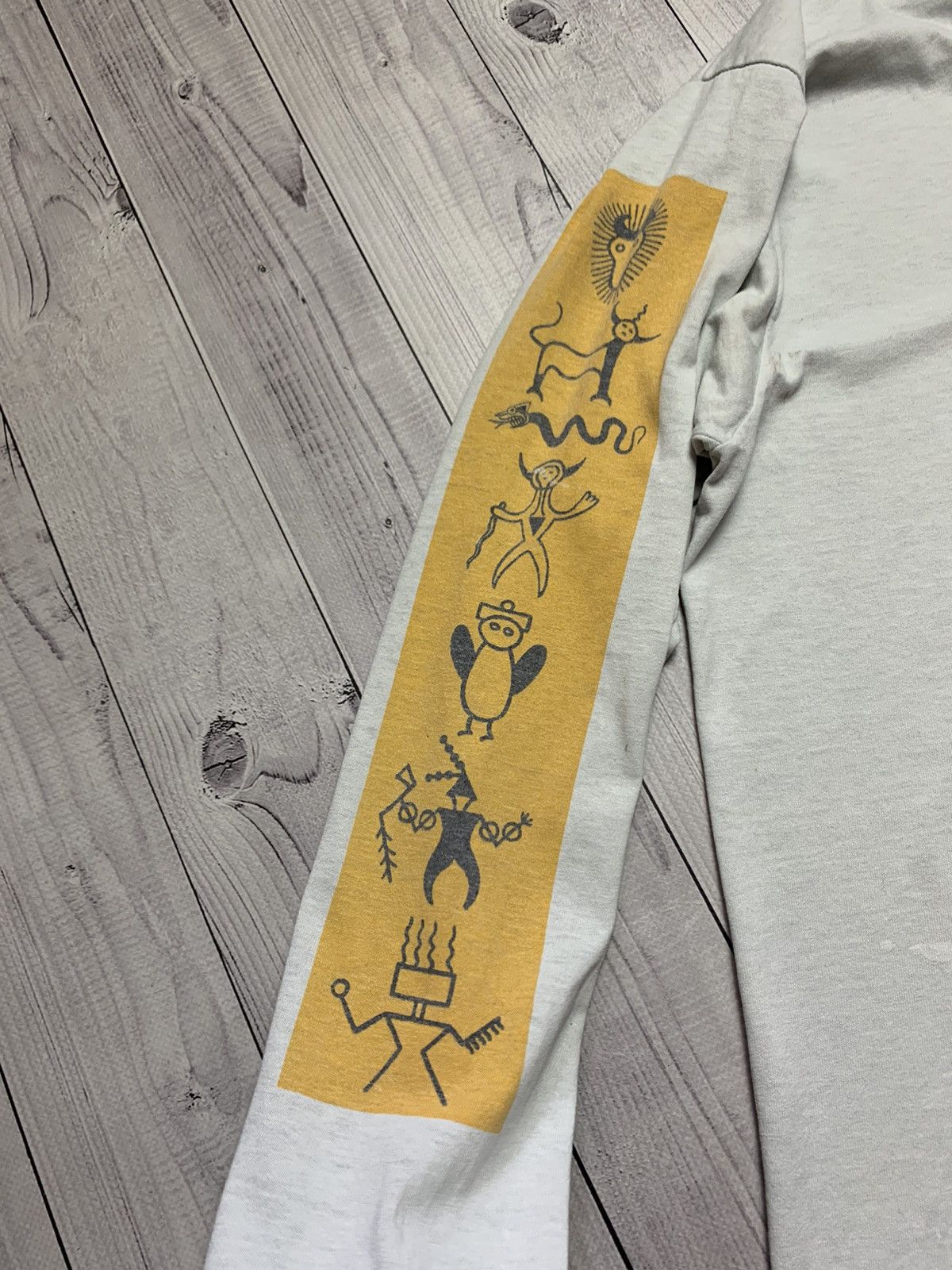 Vintage Vintage long sleeve tee art Mark Wigan London Paintings rare Size US L / EU 52-54 / 3 - 5 Thumbnail
