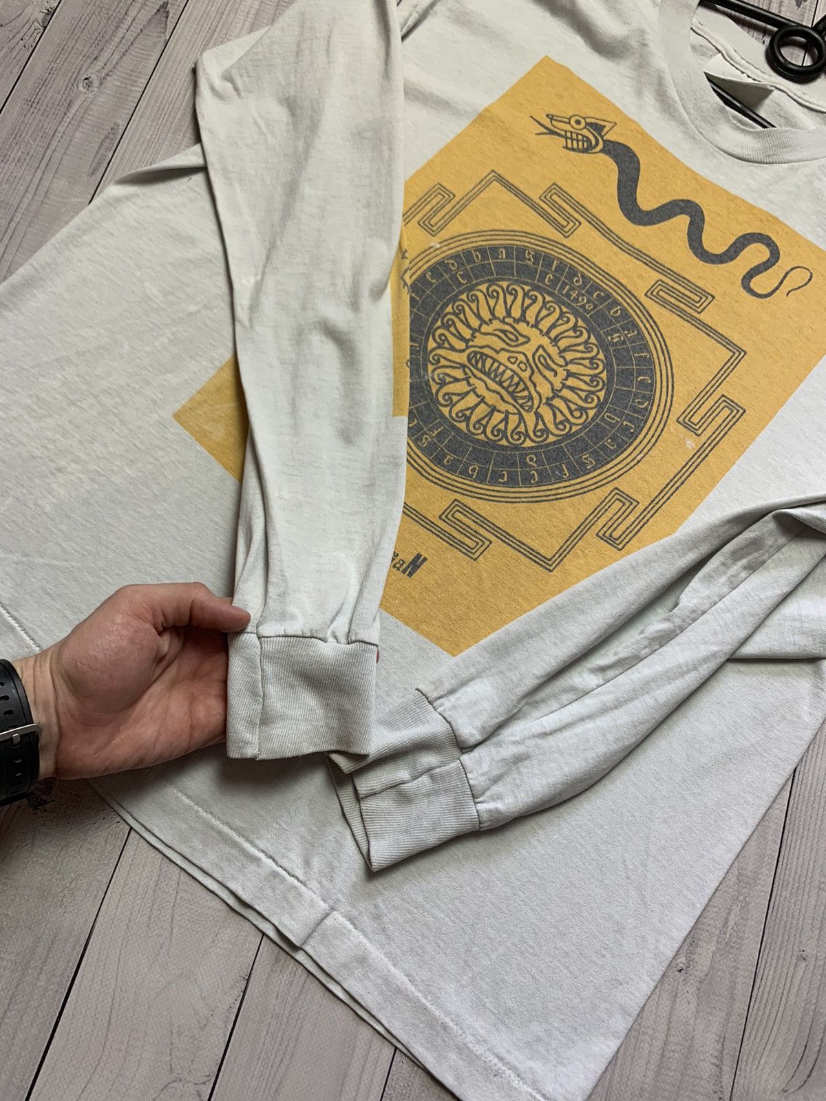 Vintage Vintage long sleeve tee art Mark Wigan London Paintings rare Size US L / EU 52-54 / 3 - 6 Thumbnail
