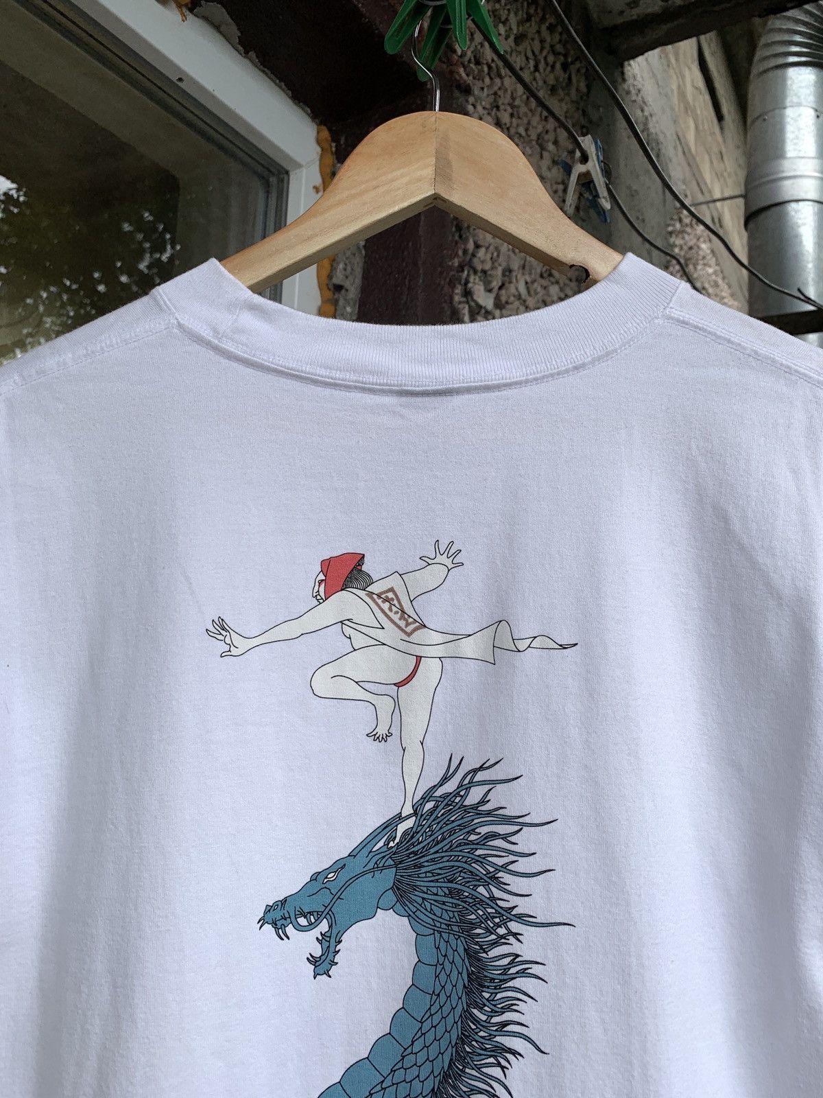 Japanese Brand 2004 Vintage Takeda Hideo Japanese Dragon Art White T-Shirt Size US L / EU 52-54 / 3 - 7 Thumbnail