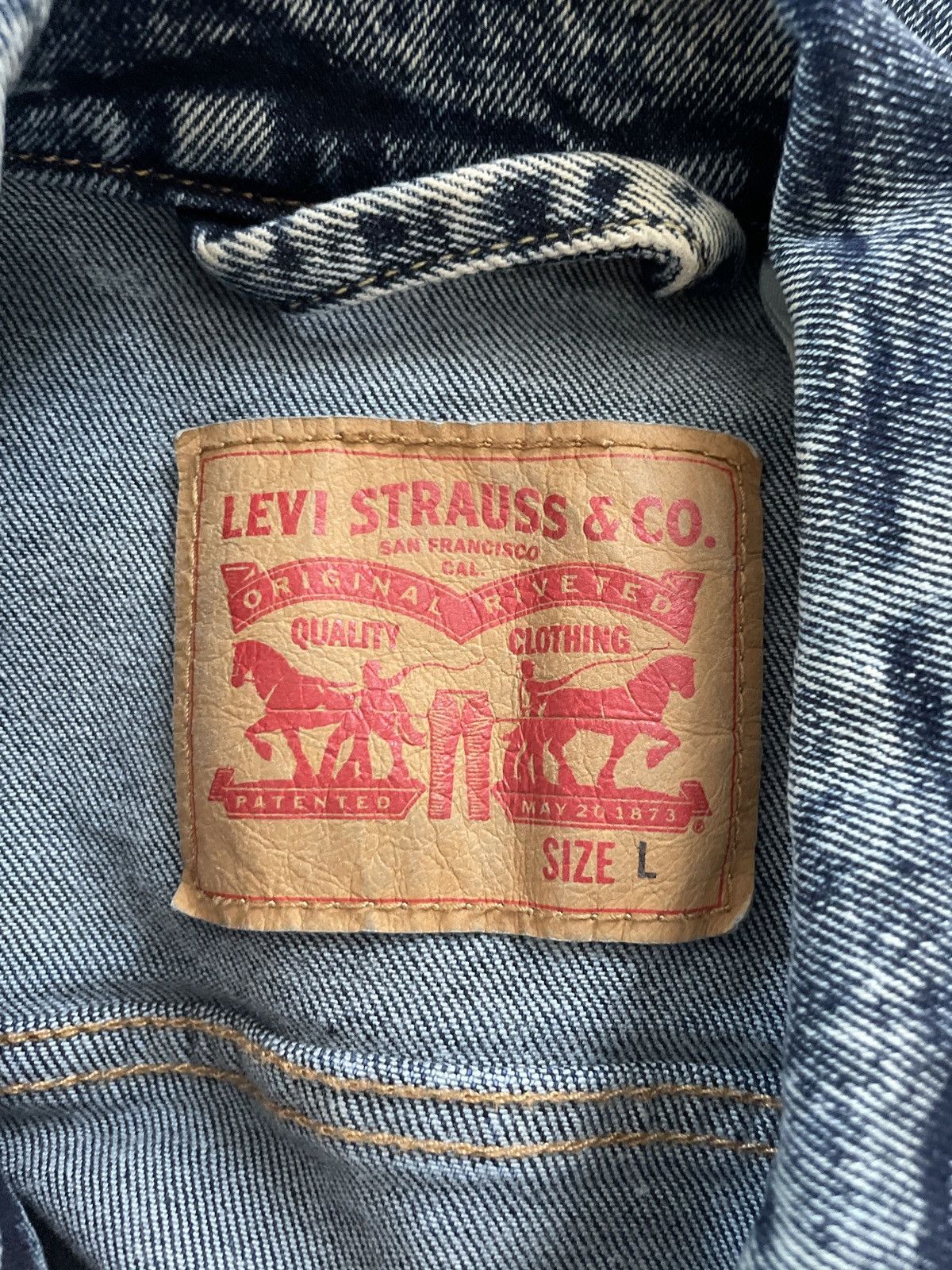 Levi's × Levi's Vintage Clothing × Vintage Vintage x Levin washed blue denim jacket Size US L / EU 52-54 / 3 - 4 Thumbnail