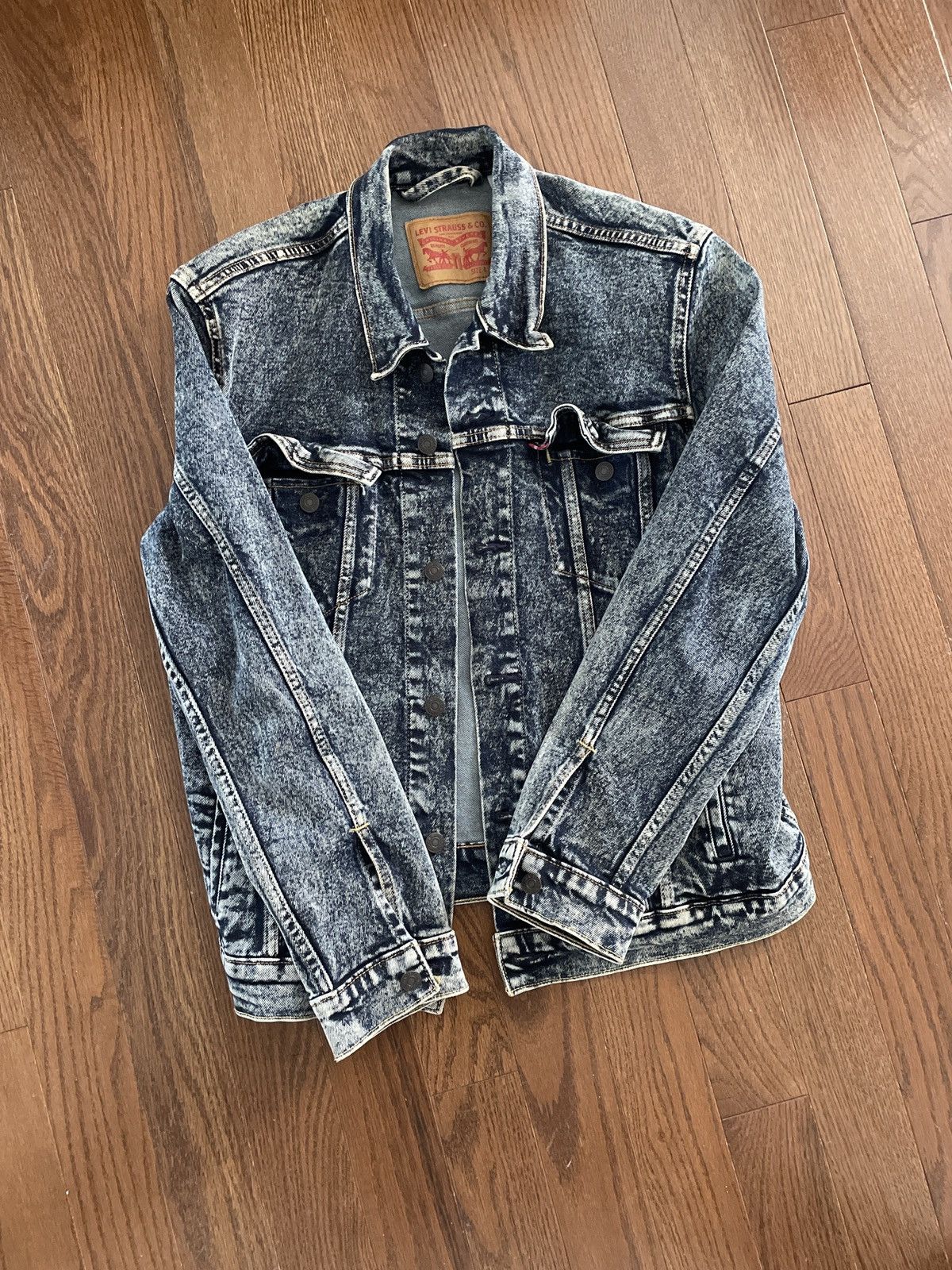 Levi's × Levi's Vintage Clothing × Vintage Vintage x Levin washed blue denim jacket Size US L / EU 52-54 / 3 - 2 Thumbnail
