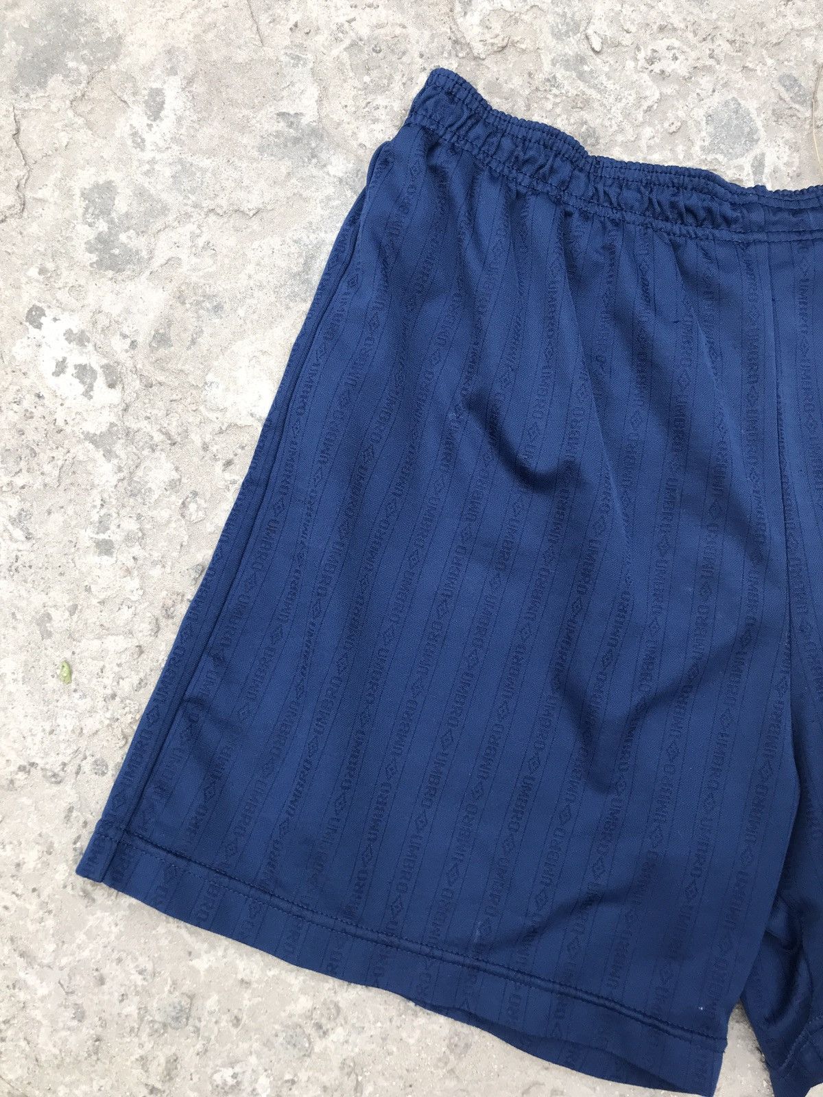 Umbro × Vintage Umbro Vintage 90s Monogram Shorts L sz Size US 34 / EU 50 - 3 Thumbnail