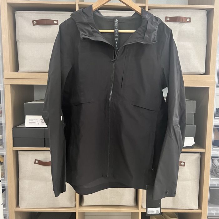 Lululemon Lululemon Waterproof Outdoor Performance Jacket | Grailed