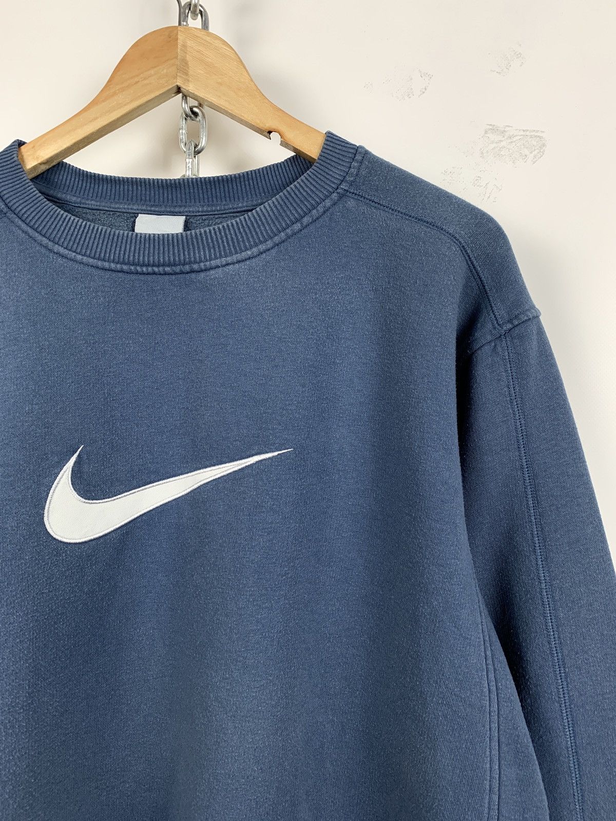Nike 00s Vintage Nike Center Swoosh Blue Sweatshirt Size US L / EU 52-54 / 3 - 4 Thumbnail