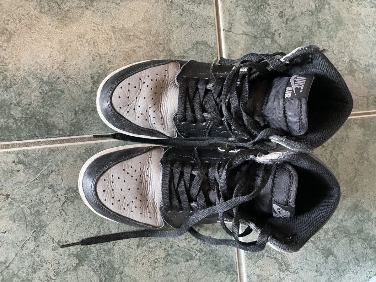 Jordan Brand × Nike Air Jordan 1 Retro High OG GS Shadow 2018 Size US 6 / EU 39 - 2 Thumbnail