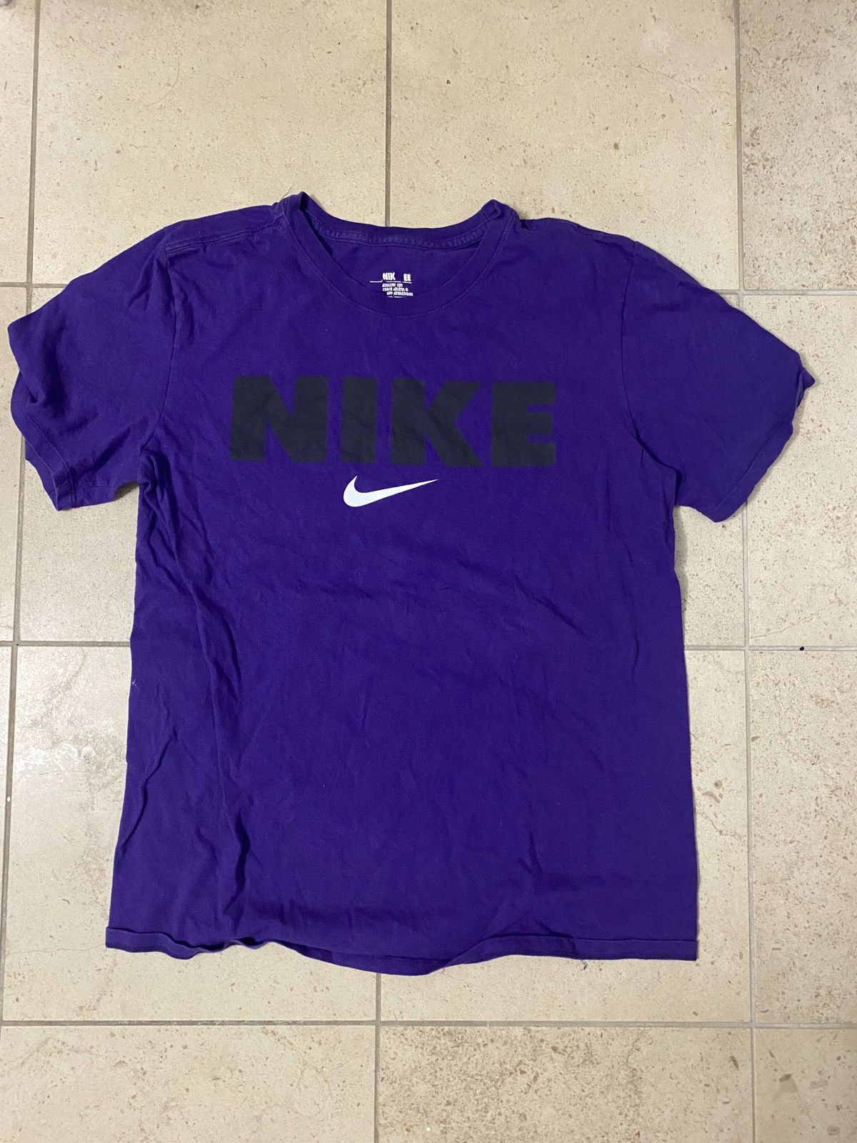 mens purple nike t shirt