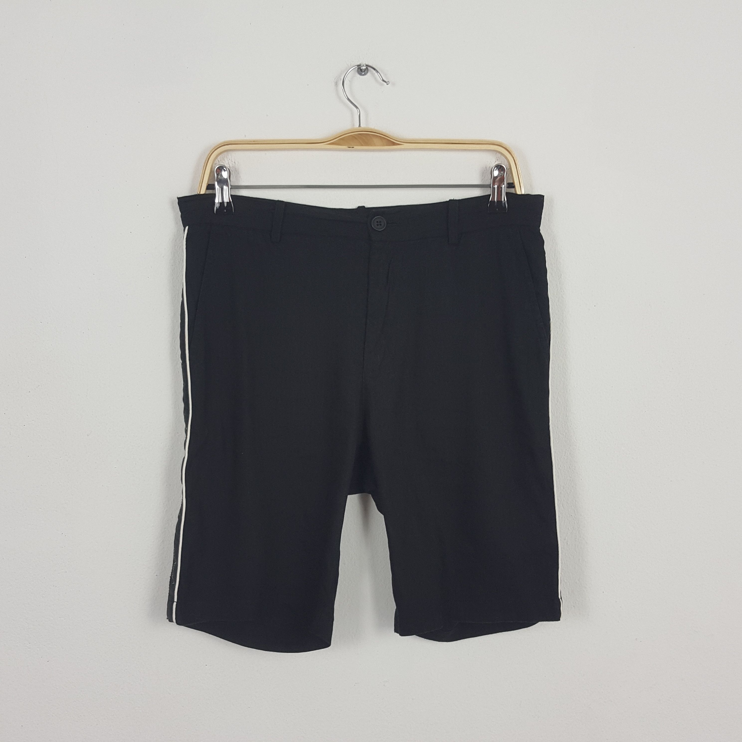 Vintage DOLCE & GABBANA Spell Out Side Design Short Pants
