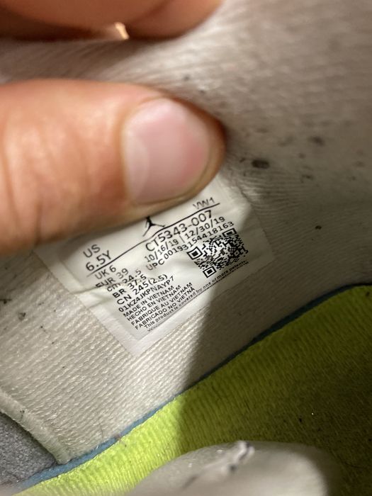 jordan 4 neon size 8