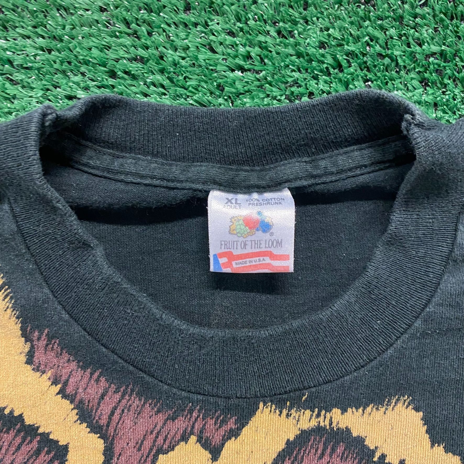 Vintage Safari Animal Vintage 90s Nature AOP T-Shirt Size US XL / EU 56 / 4 - 3 Thumbnail