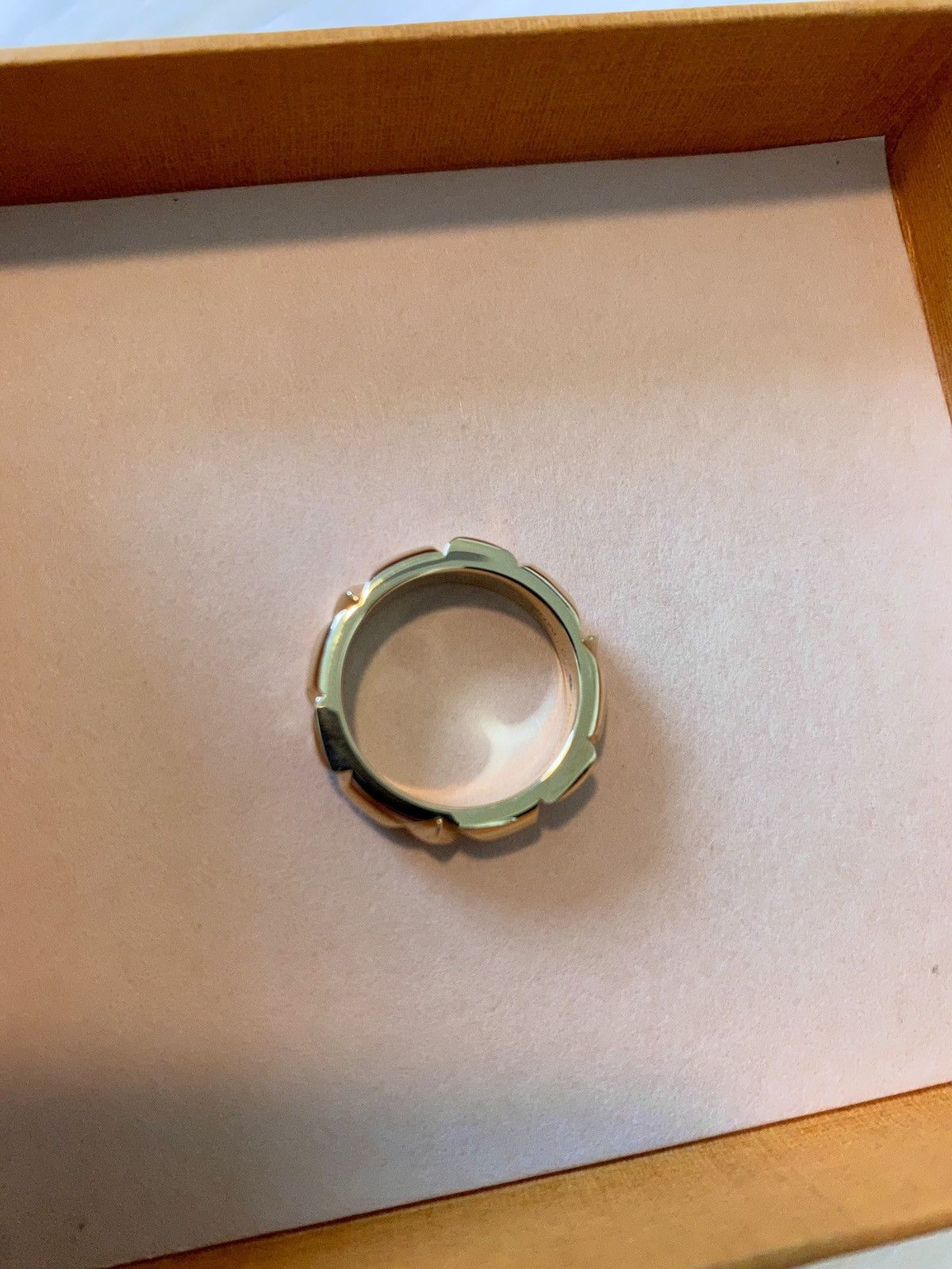 Louis Vuitton LV VOLT MULTI RING, YELLOW GOLD Size ONE SIZE - 4 Thumbnail