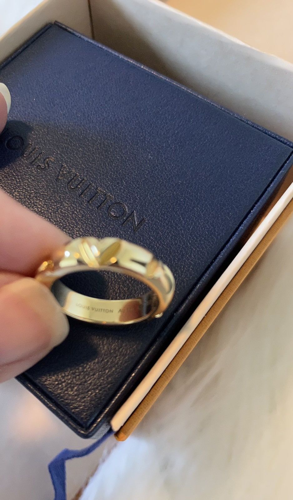 Louis Vuitton LV VOLT MULTI RING, YELLOW GOLD Size ONE SIZE - 7 Thumbnail