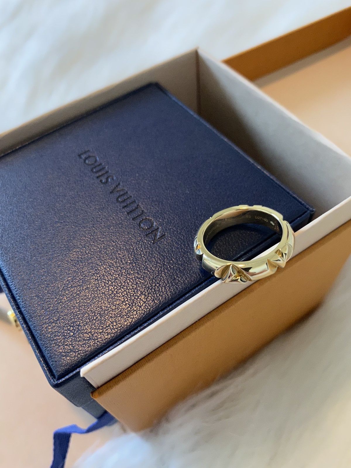 Louis Vuitton LV VOLT MULTI RING, YELLOW GOLD Size ONE SIZE - 6 Thumbnail