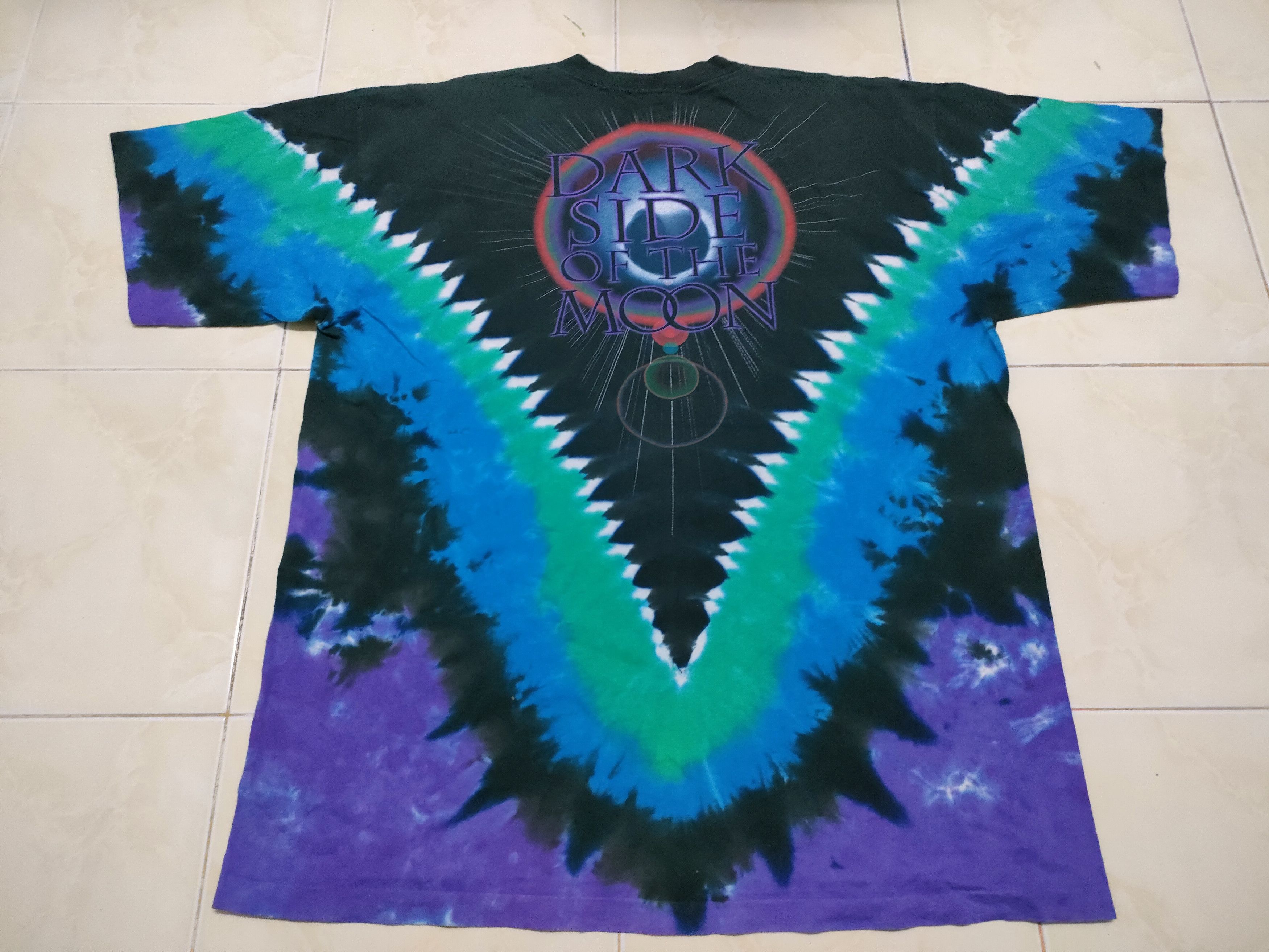 Band Tees × Pink Floyd × Vintage Vintage Pink Floyd Dark Side of The Moon Tie Dye Rock Tee Size US XL / EU 56 / 4 - 9 Thumbnail