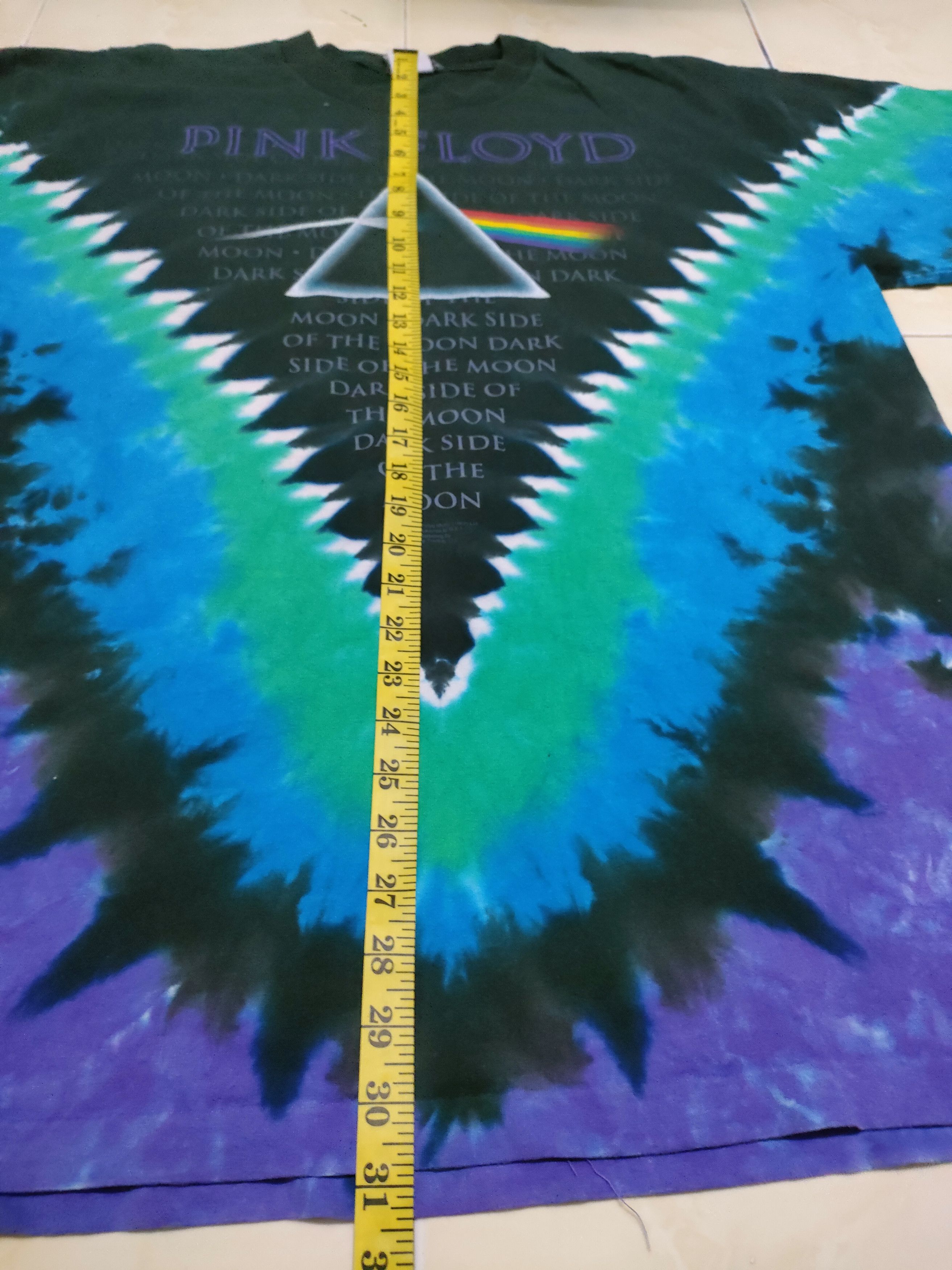 Band Tees × Pink Floyd × Vintage Vintage Pink Floyd Dark Side of The Moon Tie Dye Rock Tee Size US XL / EU 56 / 4 - 11 Thumbnail