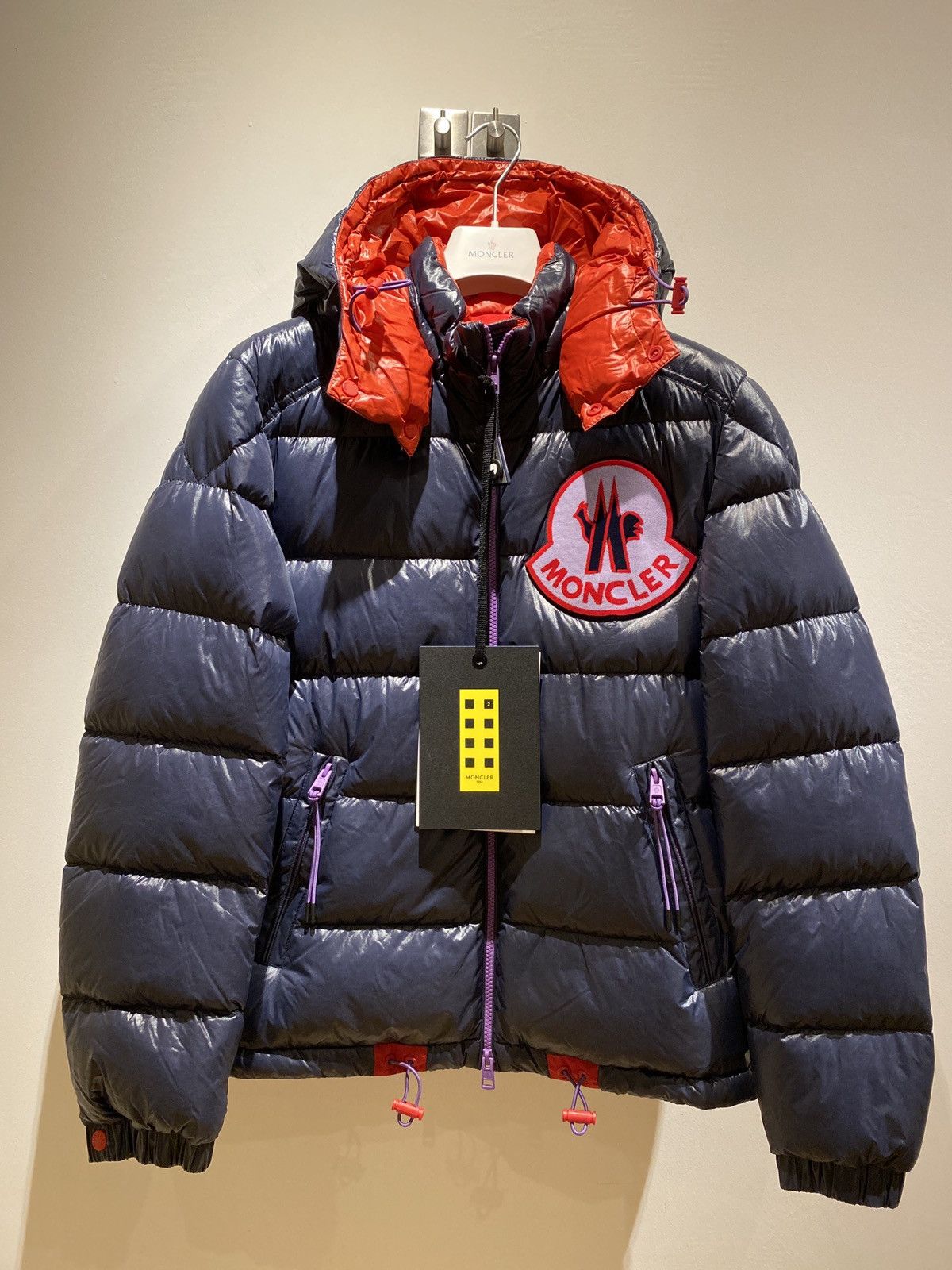 image of Moncler Genius Moncler 1952 Haggi Men Down Jacket Navy Size 1