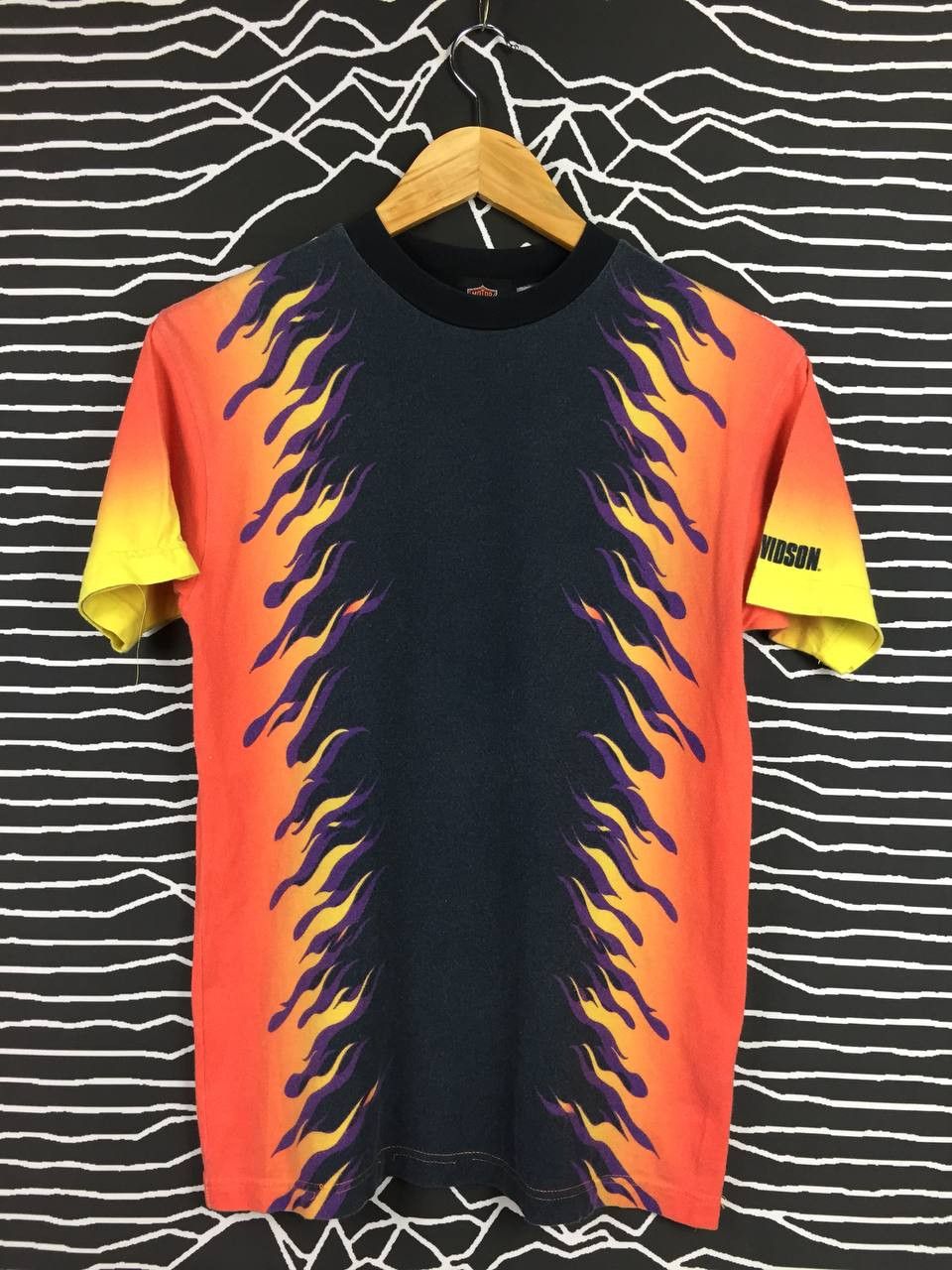 Harley Davidson Vtg 00s Harley Davidson Flame Design Full Print Tee Size US M / EU 48-50 / 2 - 3 Thumbnail