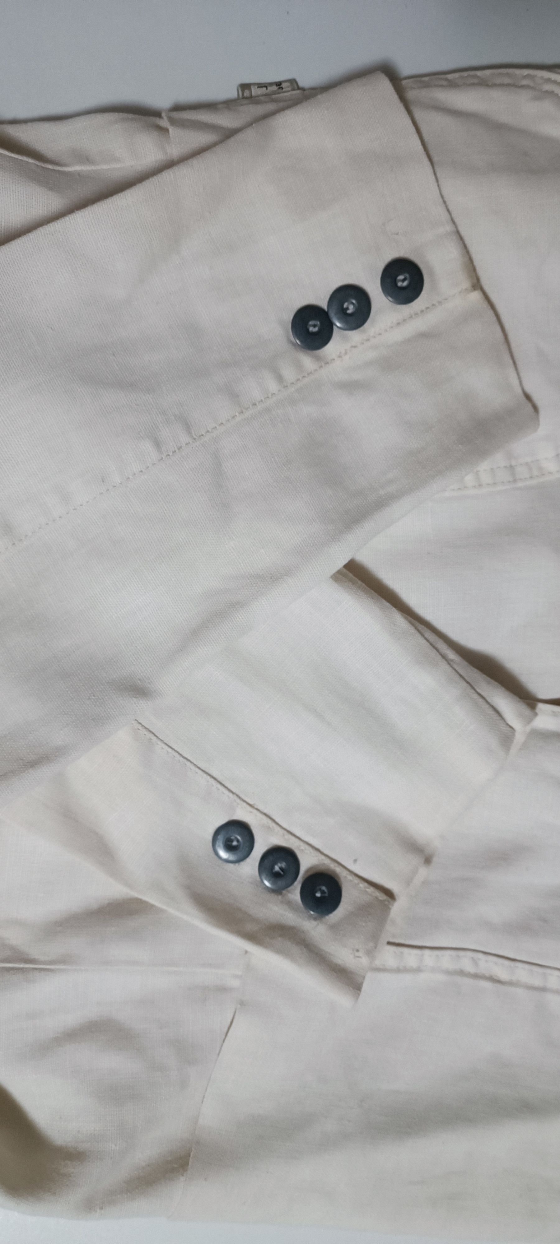 Jean Paul Gaultier Ecru linen jacket with shoulder pads. 90's Size US S / EU 44-46 / 1 - 16 Thumbnail