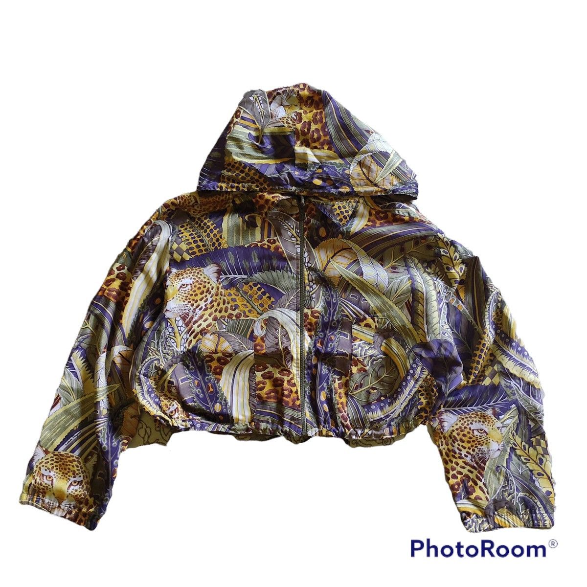 Designer × Salvatore Ferragamo × Vintage Vintage Salvatore Ferragamo Crop Top Jacket Revasable Size L / US 10 / IT 46 - 1 Thumbnail