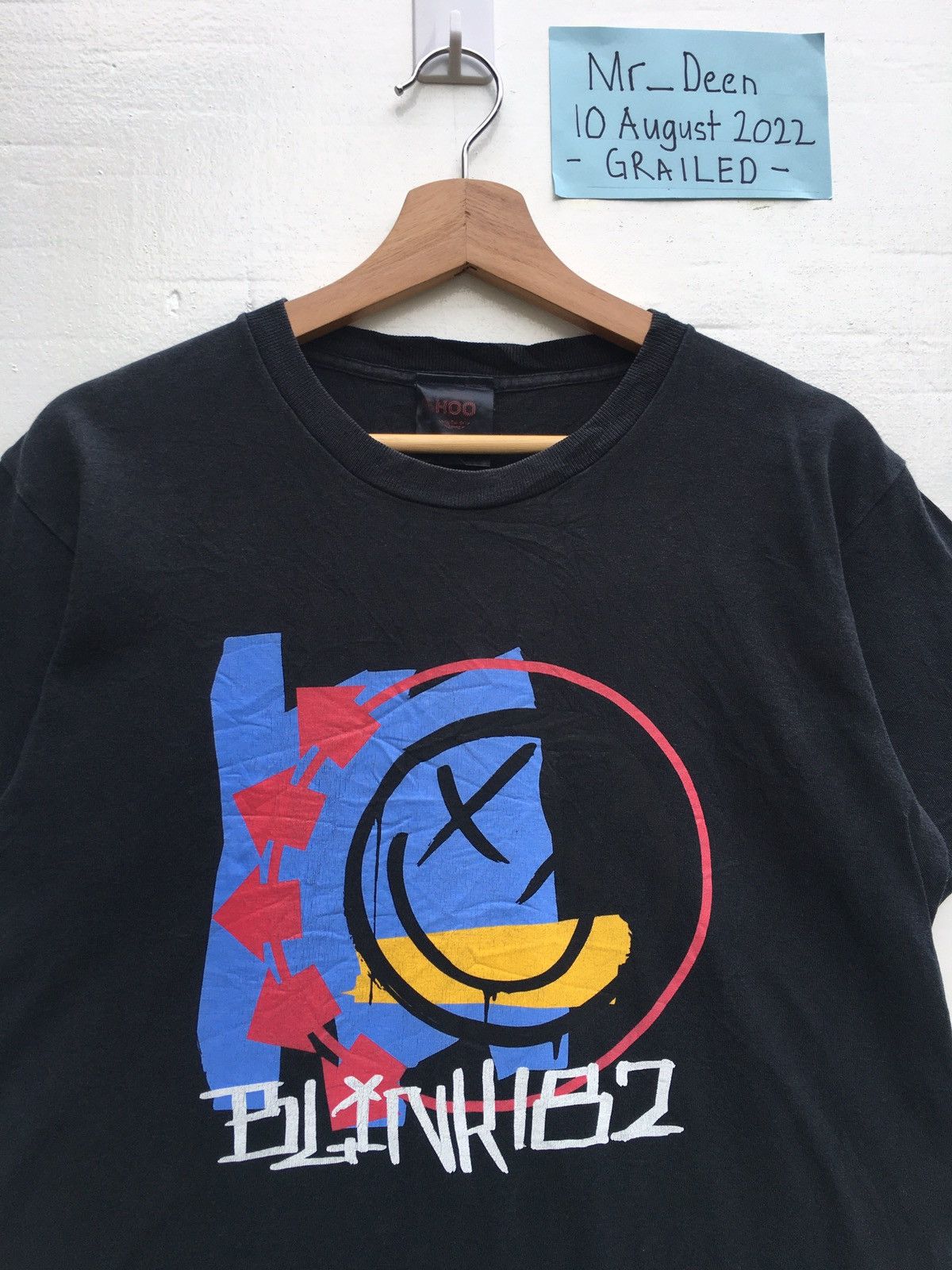 Band Tees Rare Vintage BLINK 182 Rock Band Tshirt Size US S / EU 44-46 / 1 - 1 Thumbnail