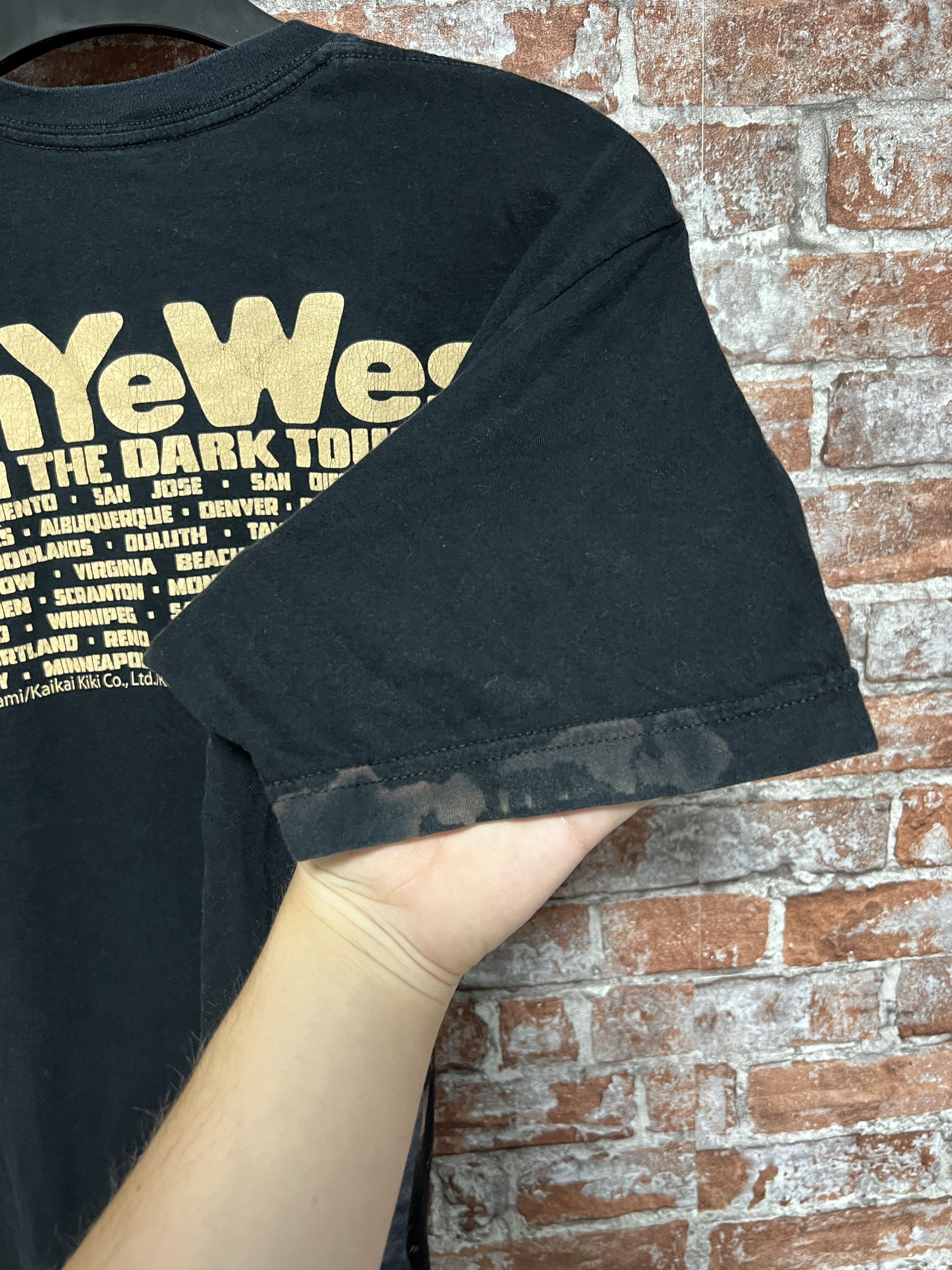 Band Tees Vintage 2007 Kanye West Rap Glow in the Dark Tour T-shirt Size US M / EU 48-50 / 2 - 13 Thumbnail