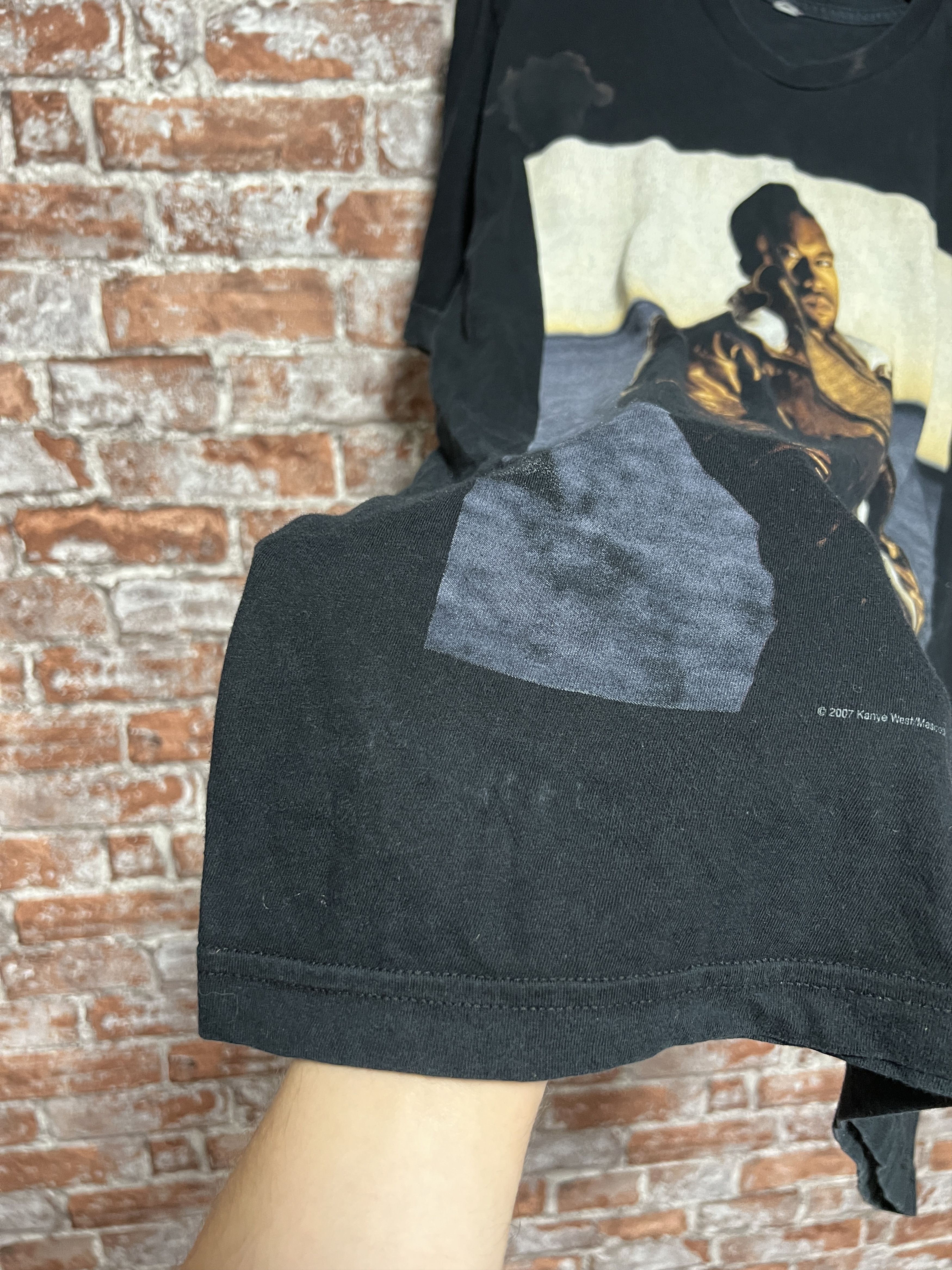 Band Tees Vintage 2007 Kanye West Rap Glow in the Dark Tour T-shirt Size US M / EU 48-50 / 2 - 11 Thumbnail
