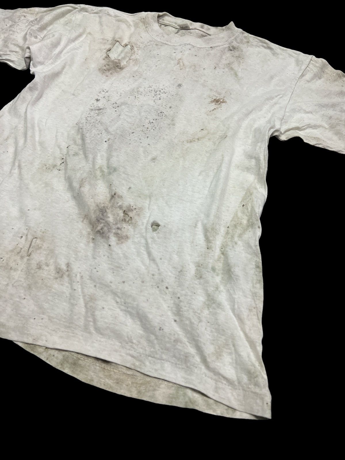 Vintage THRASHED BLANK WHITR TEE GRUNGE Size US L / EU 52-54 / 3 - 3 Thumbnail