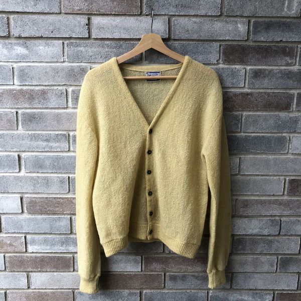 Vintage Vintage 60's Pale Yellow Saxony Casuals Mohair Cardigan sz