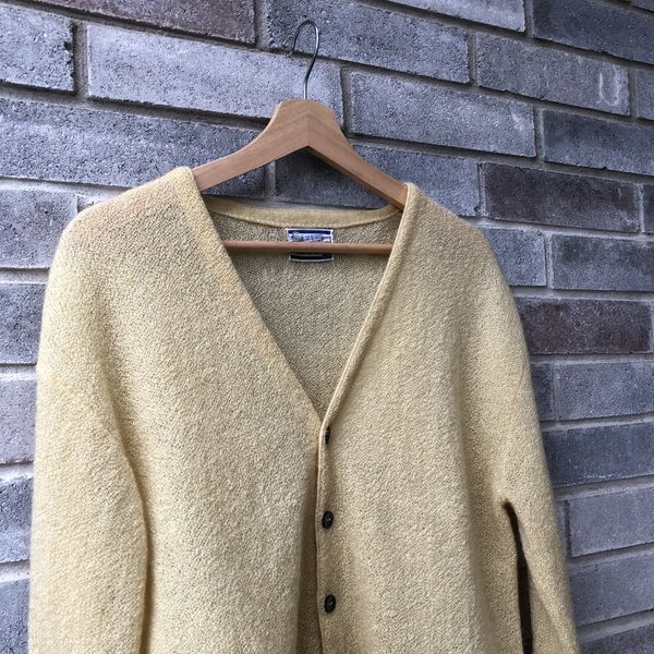 Vintage Vintage 60's Pale Yellow Saxony Casuals Mohair Cardigan sz