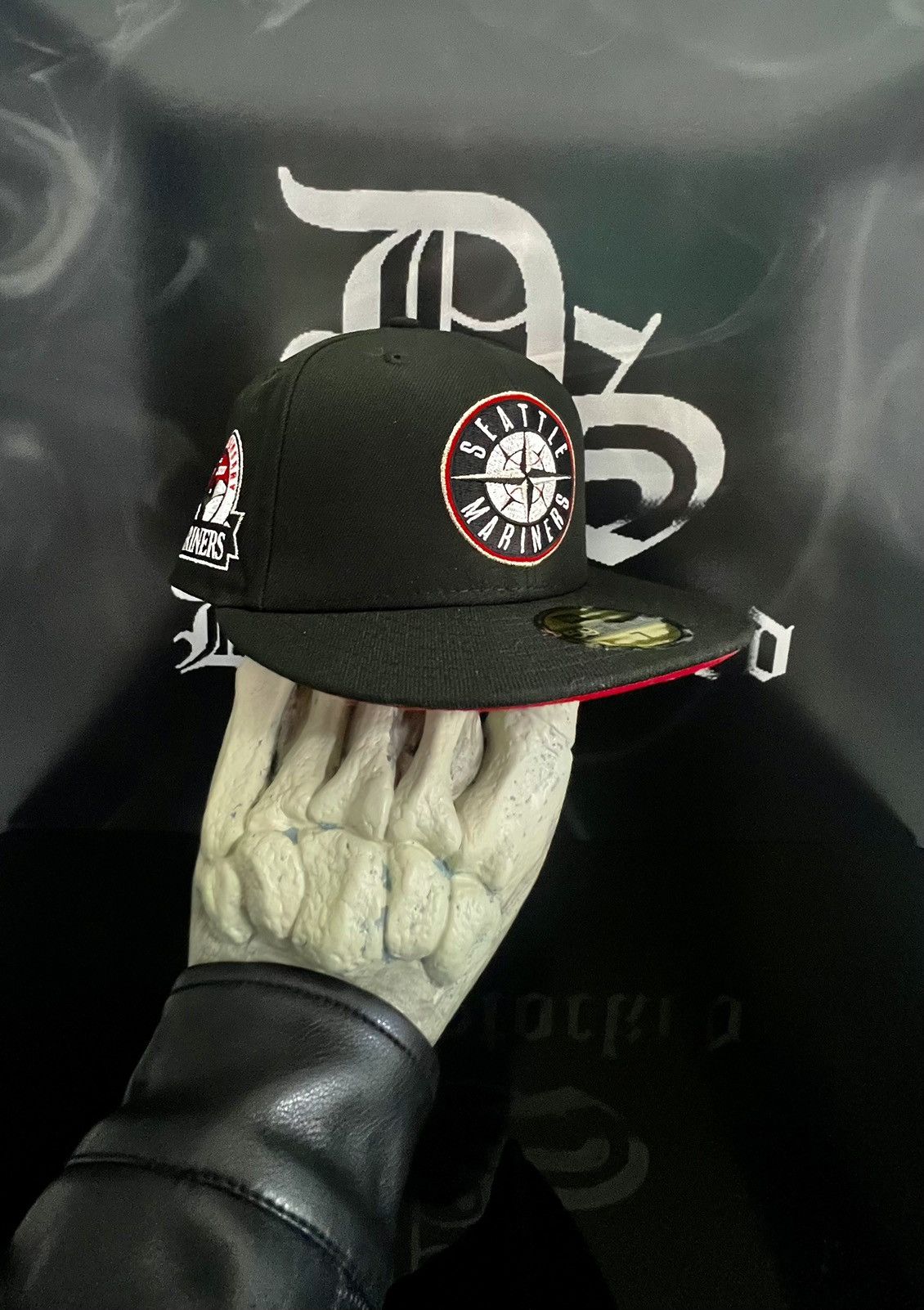 Size 7 - Seattle Mariners 30th New Era 59Fifty Fitted Hat