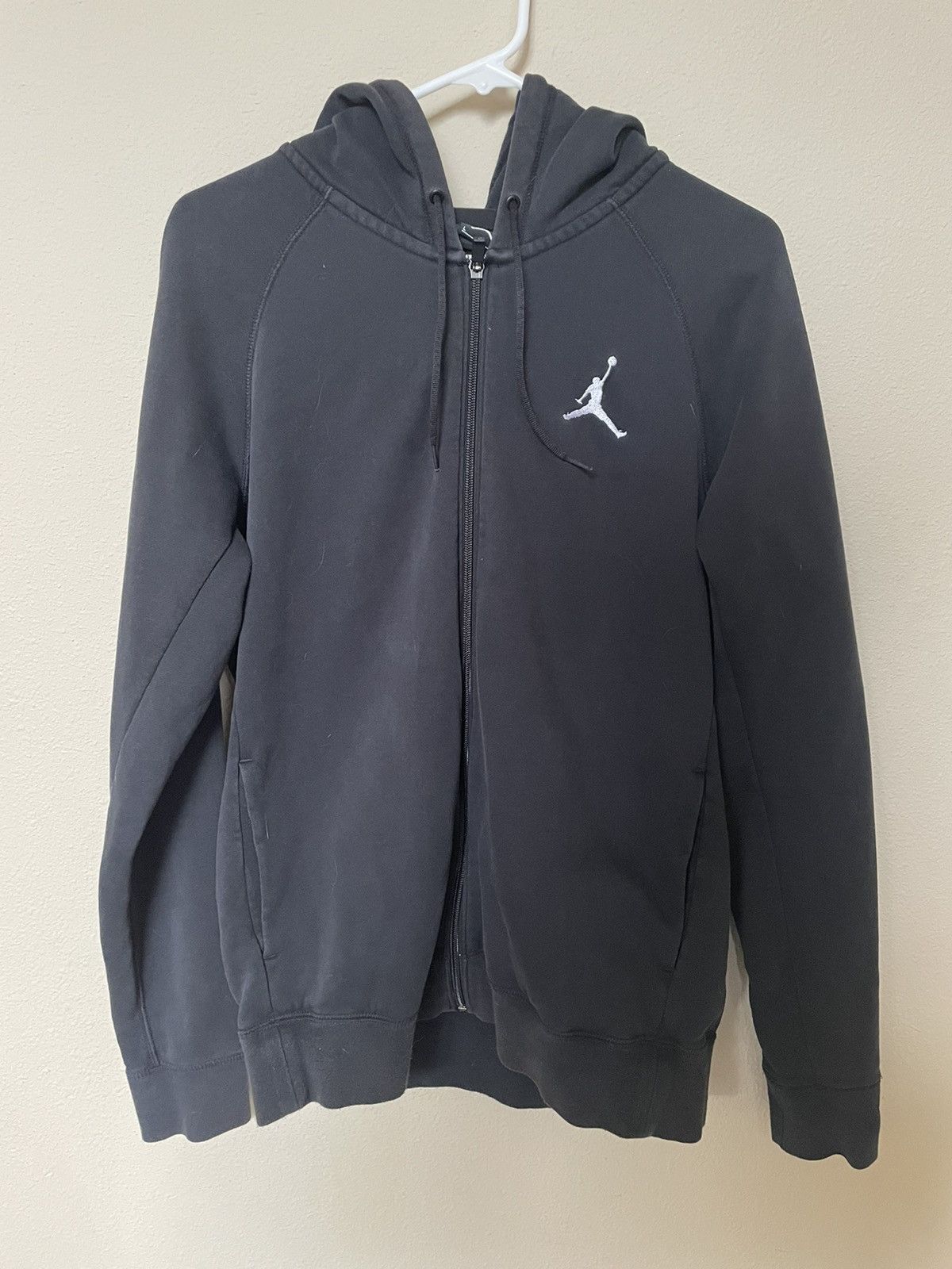 mens jordan zip up hoodie