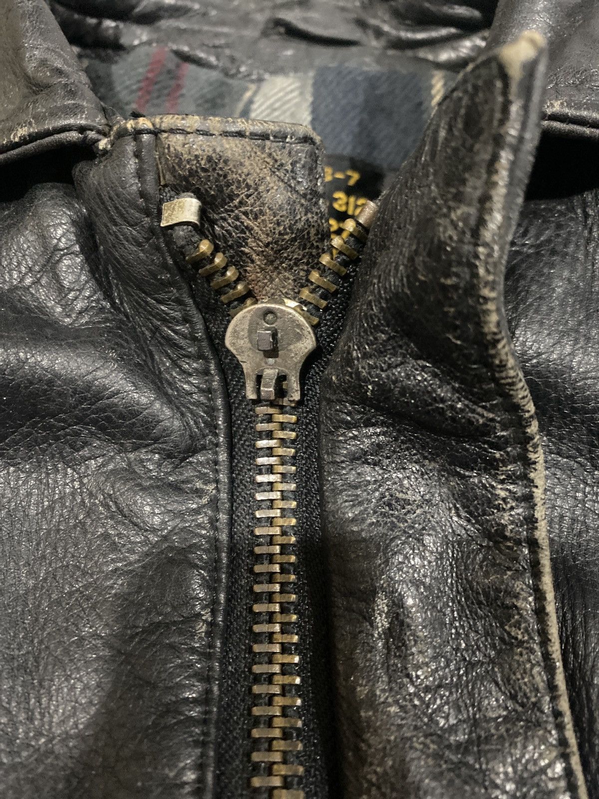 VINTAGE AVIREX TYPE B7 LEATHER JACKET