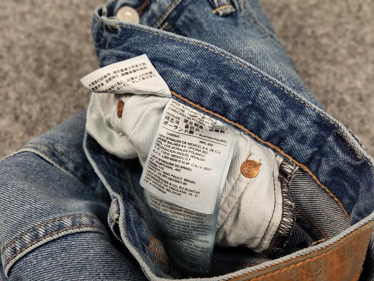 Levi's Vintage Levi’s 501 Blue Washed Denim Jeans Casual Pants Size US 32 / EU 48 - 20 Thumbnail