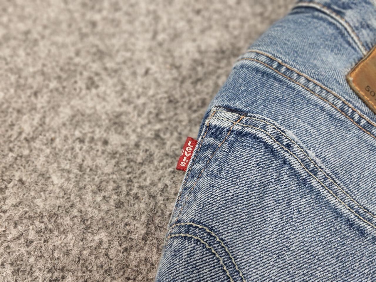 Levi's Vintage Levi’s 501 Blue Washed Denim Jeans Casual Pants Size US 32 / EU 48 - 19 Thumbnail