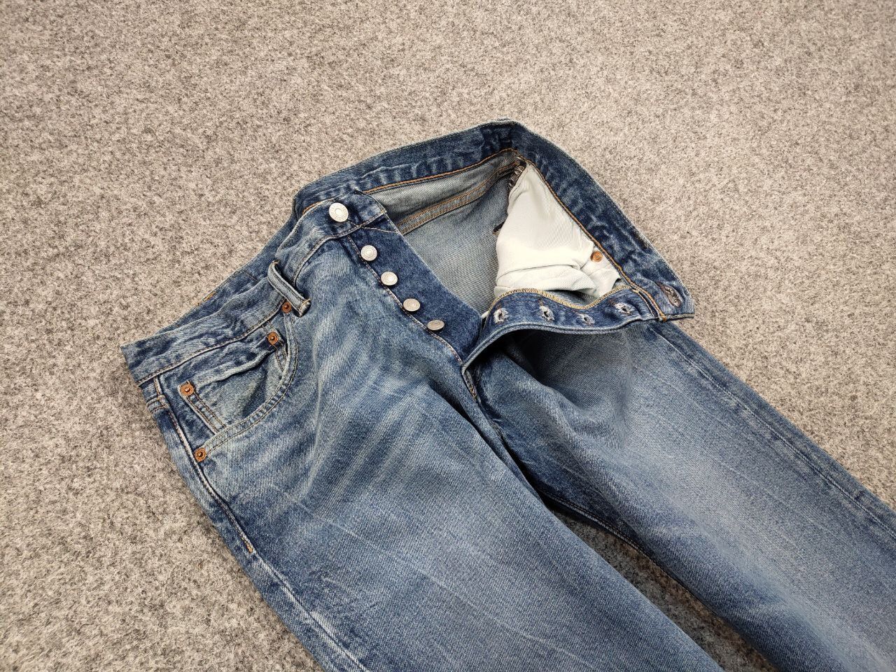 Levi's Vintage Levi’s 501 Blue Washed Denim Jeans Casual Pants Size US 32 / EU 48 - 12 Thumbnail
