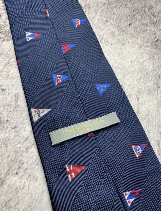 LOUIS VUITTON CUP 2000 Blue With Flag & Logo Print Silk Tie ITALY 58/ 3.6  EC