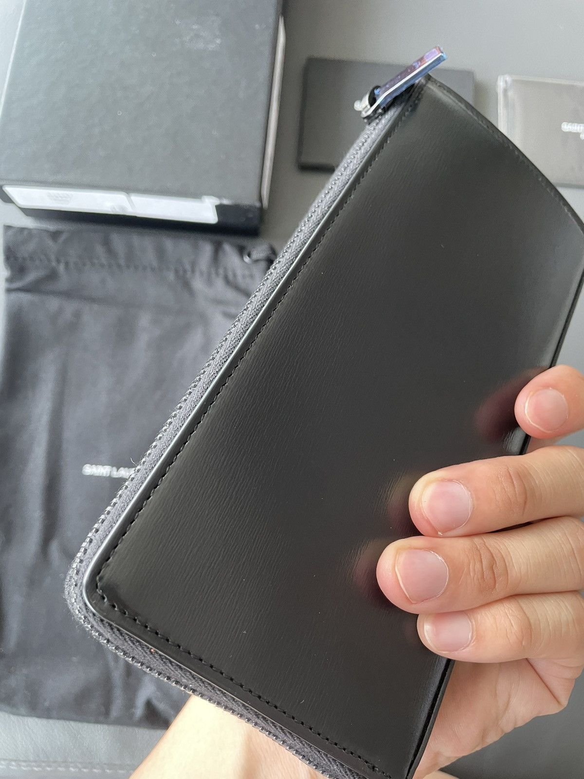 Hedi Slimane × Saint Laurent Paris × Yves Saint Laurent Limited Edition Runway Saint Laurent All Black Wallet Size ONE SIZE - 20 Thumbnail