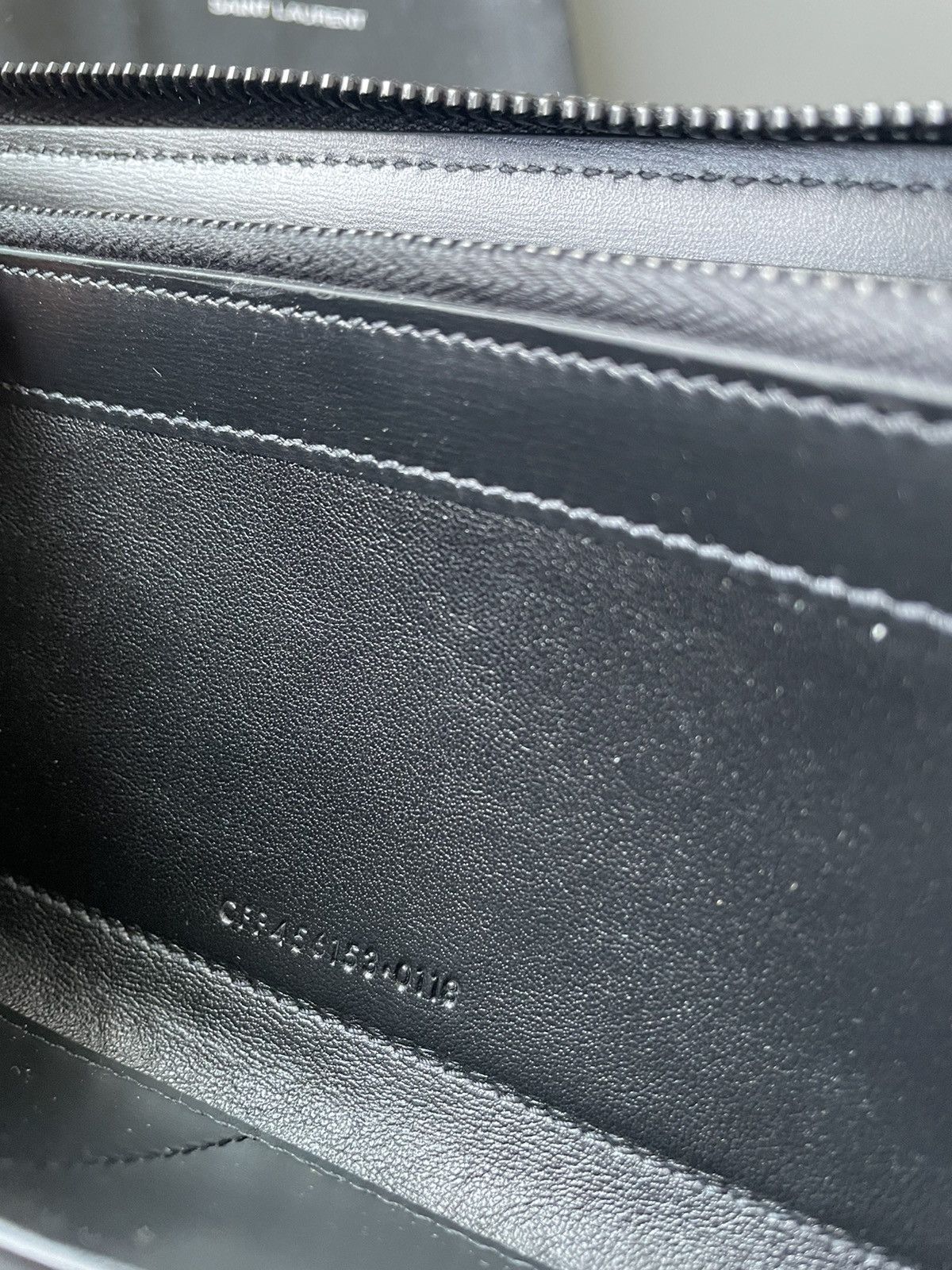 Hedi Slimane × Saint Laurent Paris × Yves Saint Laurent Limited Edition Runway Saint Laurent All Black Wallet Size ONE SIZE - 7 Thumbnail