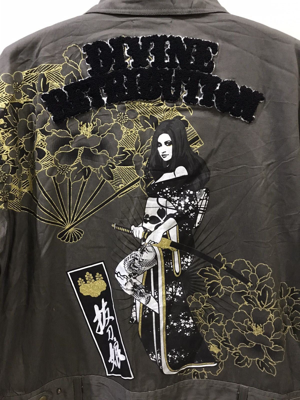 Karakuri Tamashii DIVINE RETRIBUTION Japan Big Samurai Girl Print Coverall Size US 41 - 2 Thumbnail
