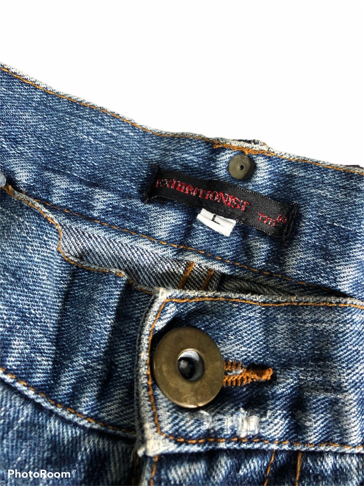 Other EXHIBITIONIST DISTRESSED PAINT SPLATTER DENIM Size US 33 - 5 Thumbnail