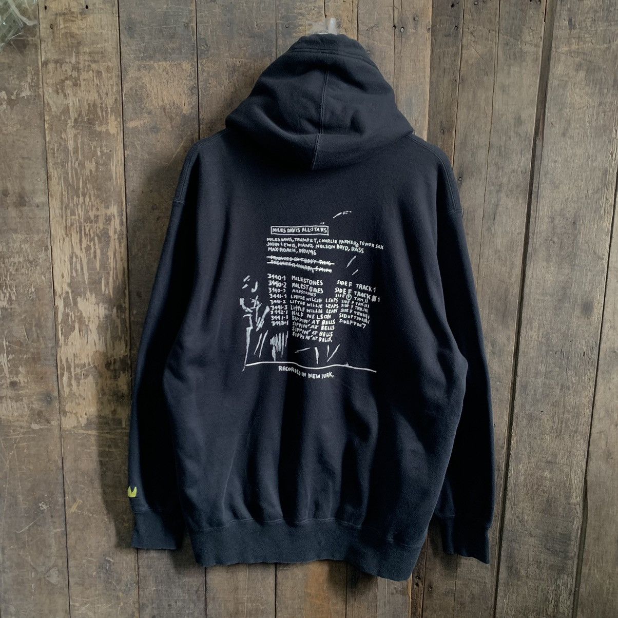 Jean-Michel Basquiat × Uniqlo Jean Michel Basquiat Hoodie Size US XL / EU 56 / 4 - 11 Thumbnail