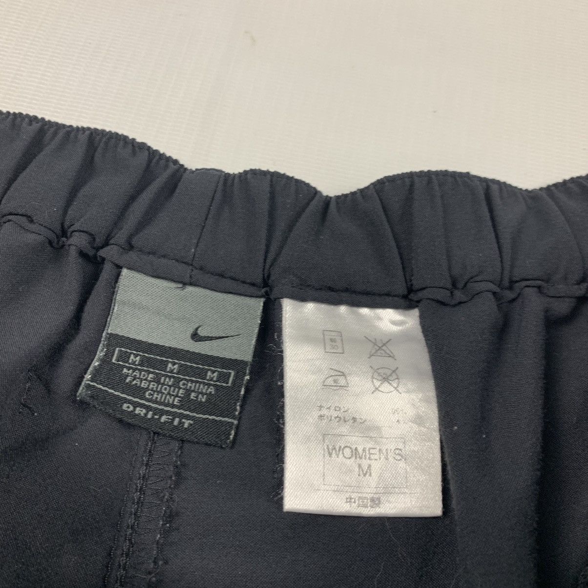Nike Vintage Nike Short Sweat Pants Size US 30 / EU 46 - 8 Thumbnail