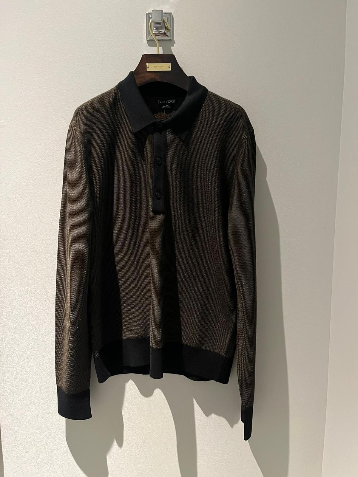 Knitwear in Black / Military