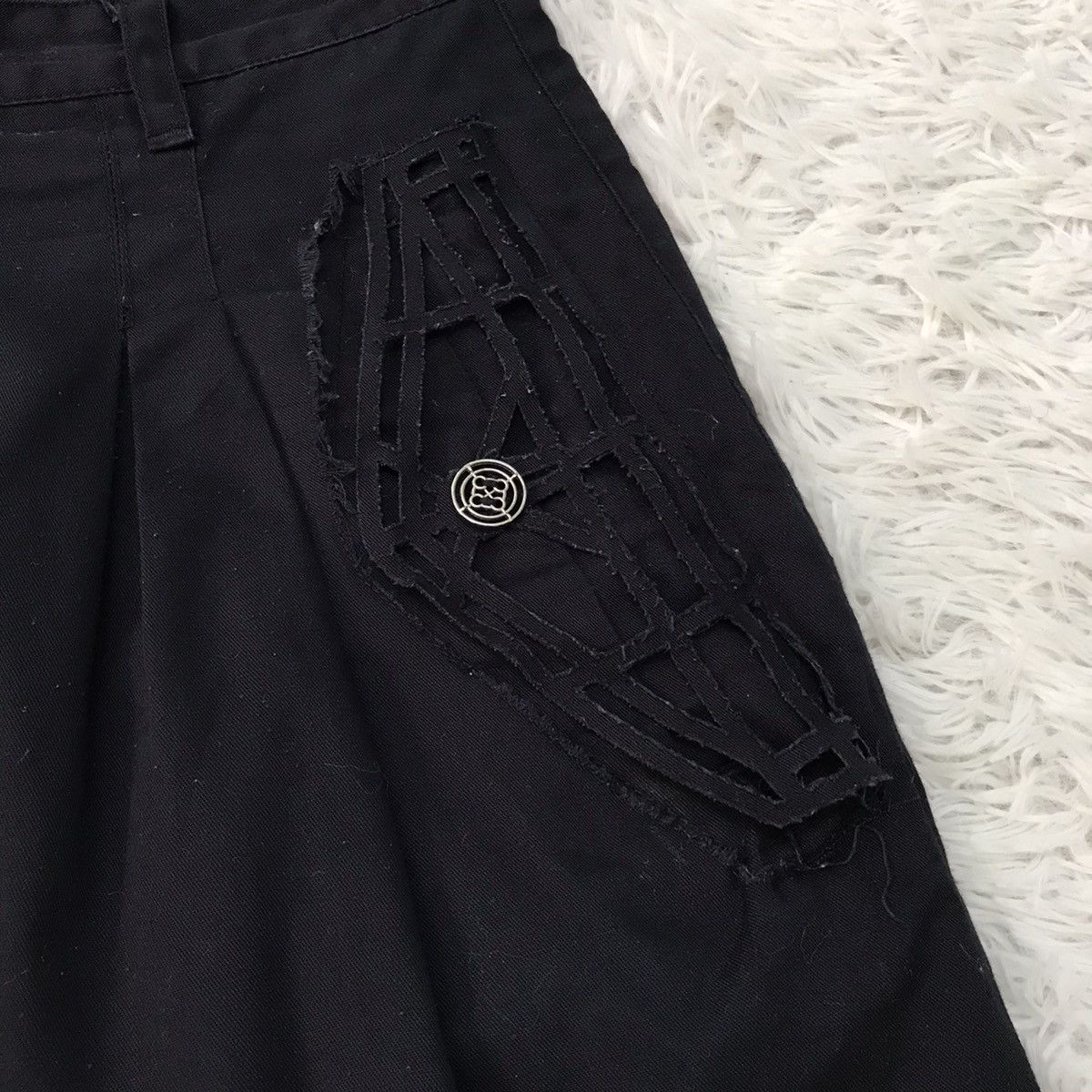 ANREALAGE Anrealage Cutting Art Pockets Cropped Style Pant Size US 31 - 8 Thumbnail