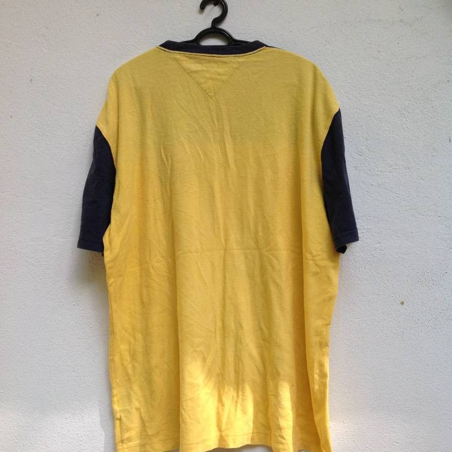 Tommy Hilfiger TOMMY HILFIGER COLOUR BLOCK T SHIRT Size US XL / EU 56 / 4 - 2 Thumbnail