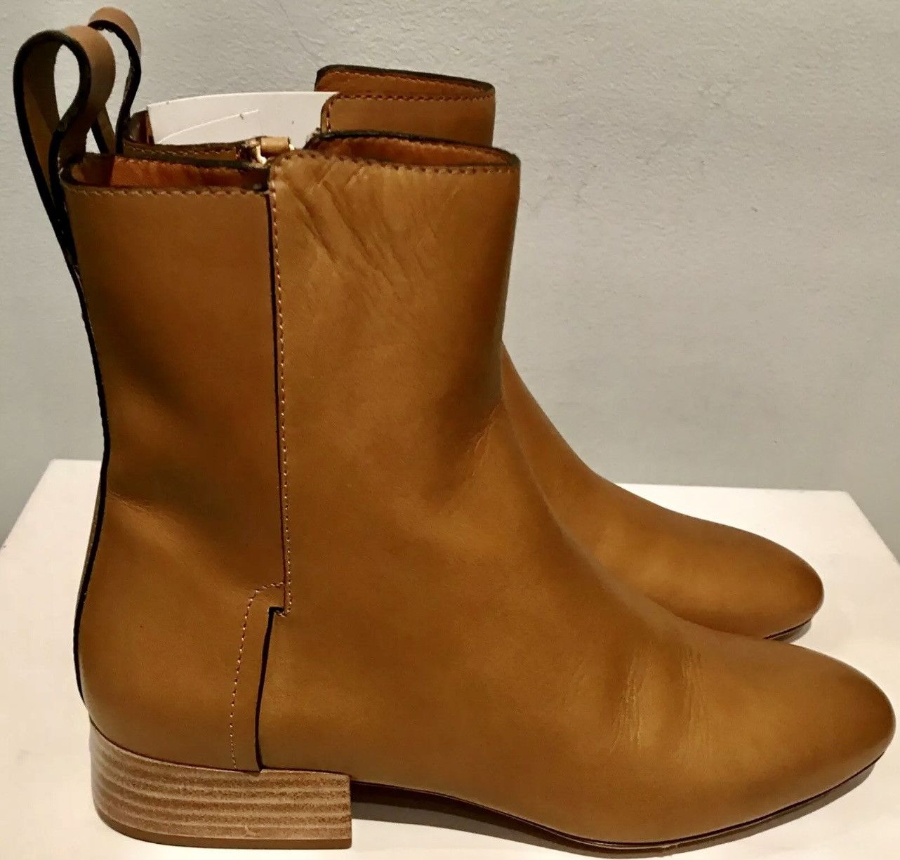 Chloe CH23189 beige zipper cowboy ankle boots made in Italy