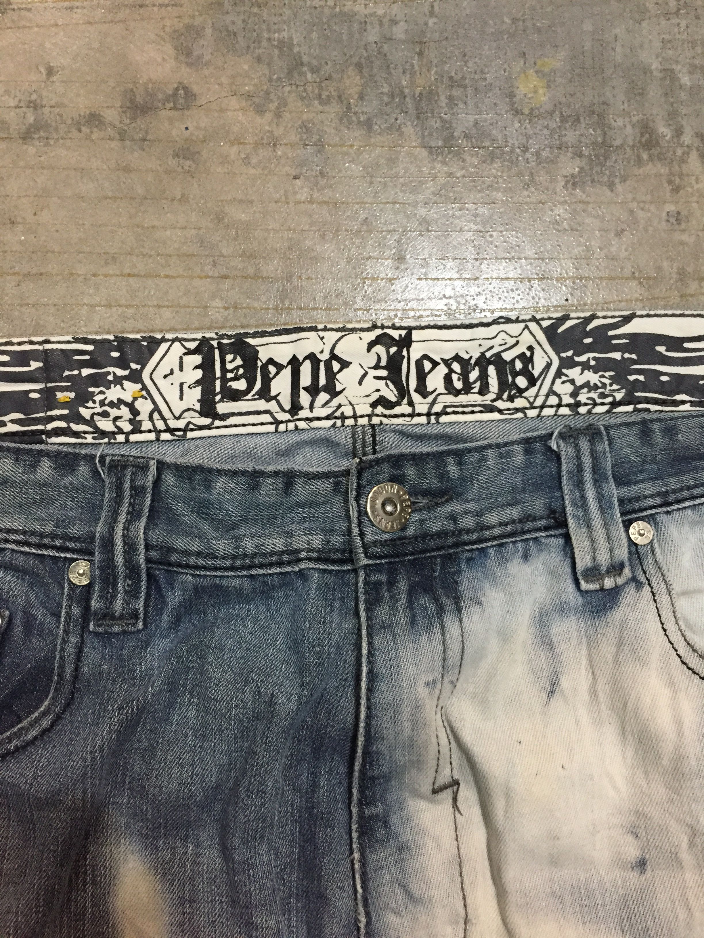 Pepe Jeans Cross patch acid wash denim Size US 38 / EU 54 - 9 Thumbnail