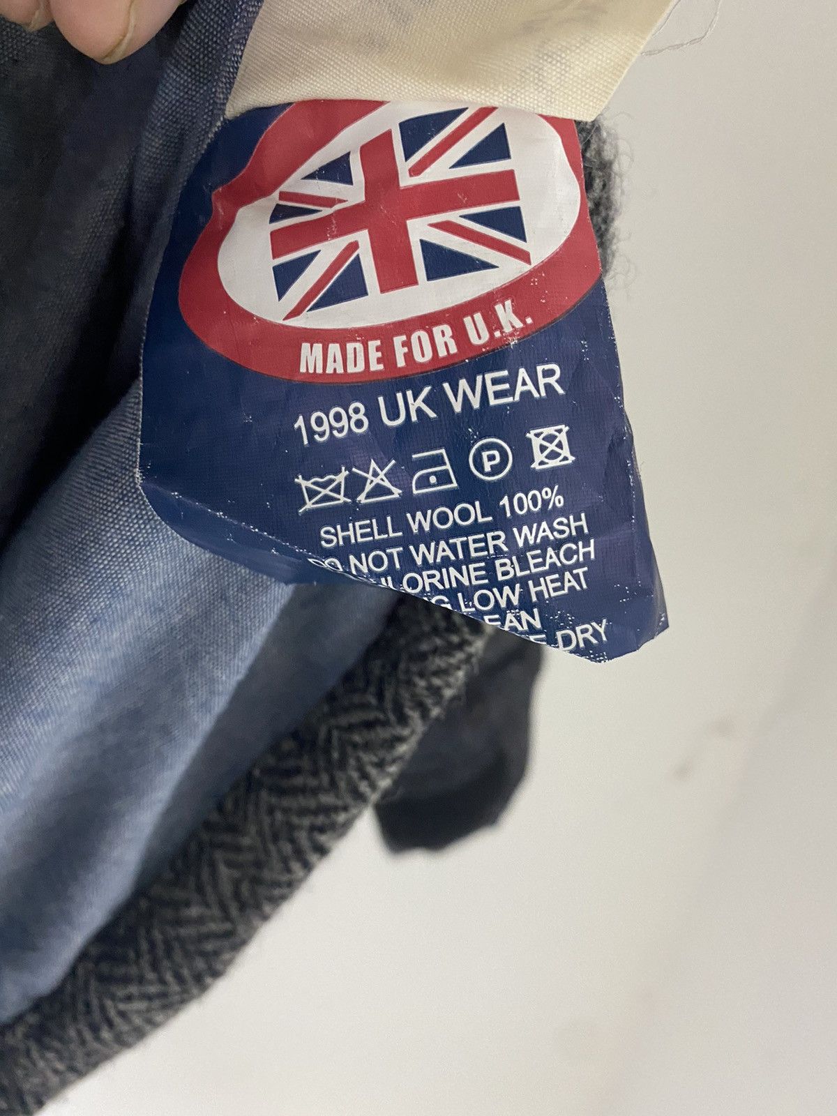 Harris Tweed VTG 98’s Harris Tweed PatchWork Jacket Wool Design Size US M / EU 48-50 / 2 - 6 Thumbnail