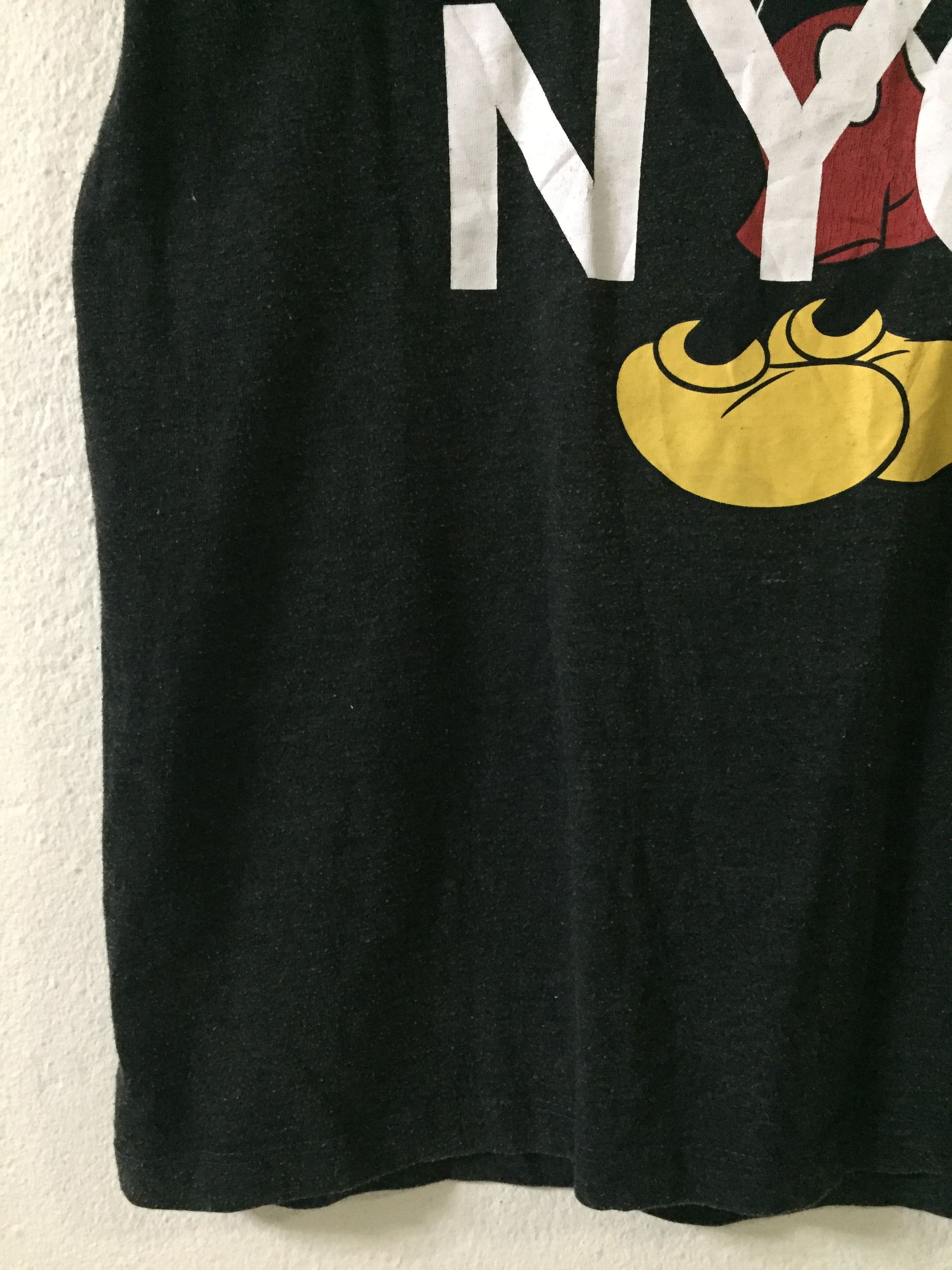 Disney Disney NYC Tshirt Size US M / EU 48-50 / 2 - 3 Thumbnail